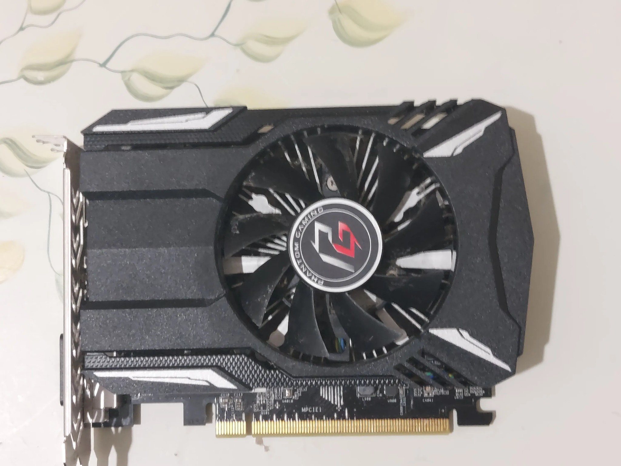 RX 550 ASrock Phantom Gaming 2b RX 550-512