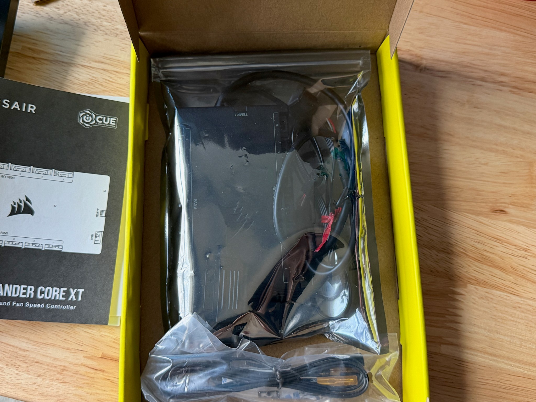 Corsair iCUE COMMANDER CORE XT