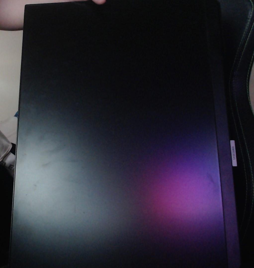 Samsung odyssey 27, 240 hz G-sync 1920x1080