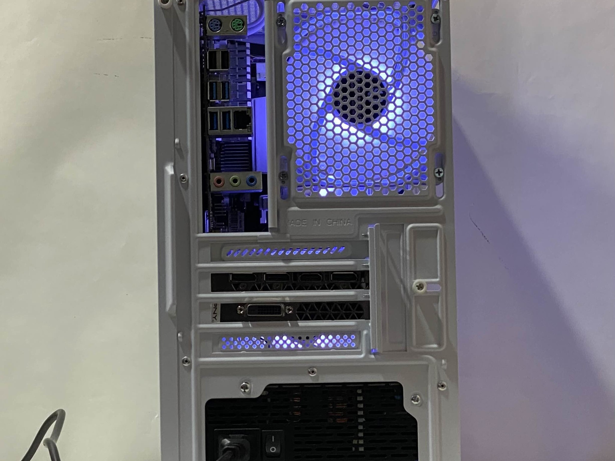 GTX 1070, Ryzen 5, 16GB DDR4, 512GB SSD, WiFi - Gaming PC
