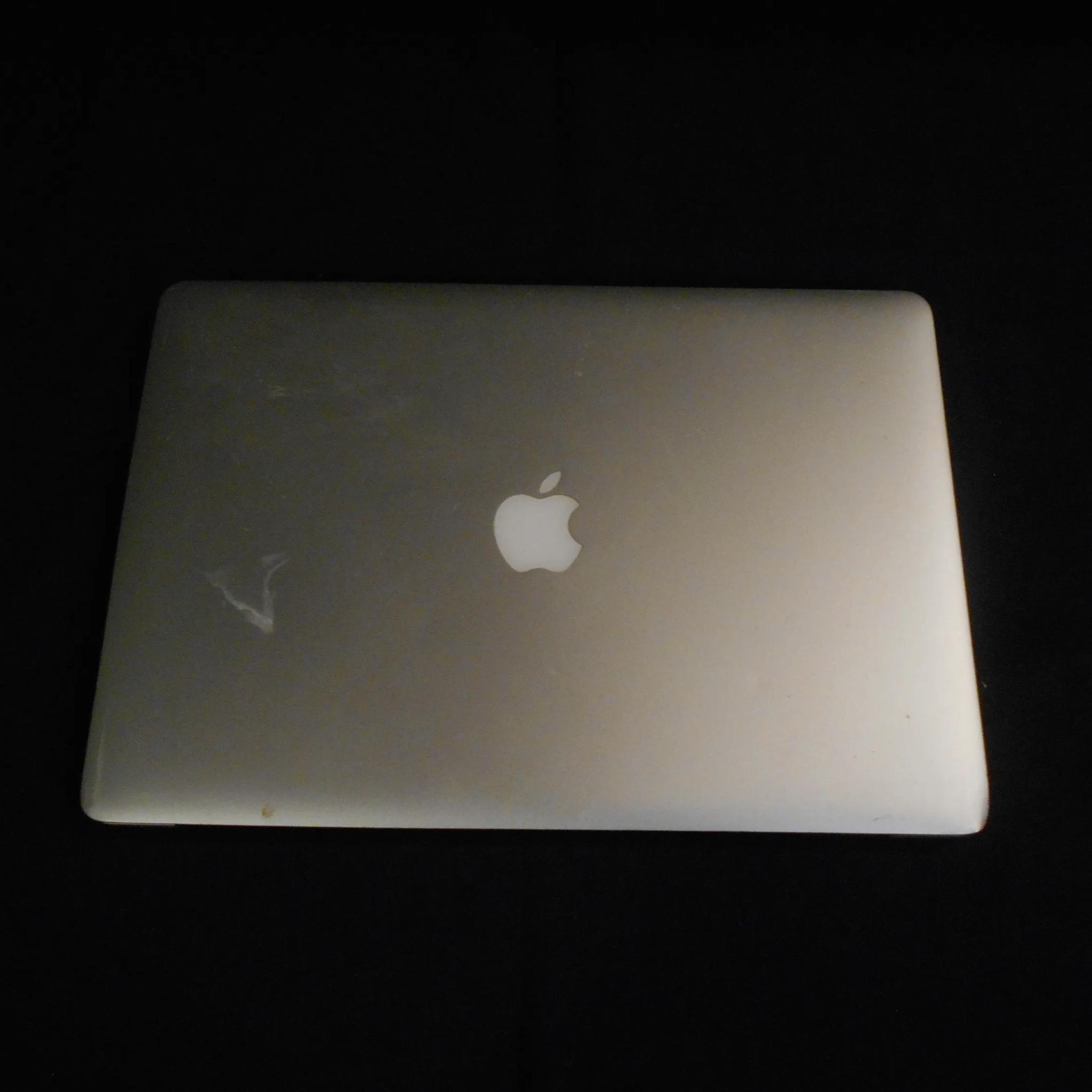 Macbook pro a1398 2015 15"