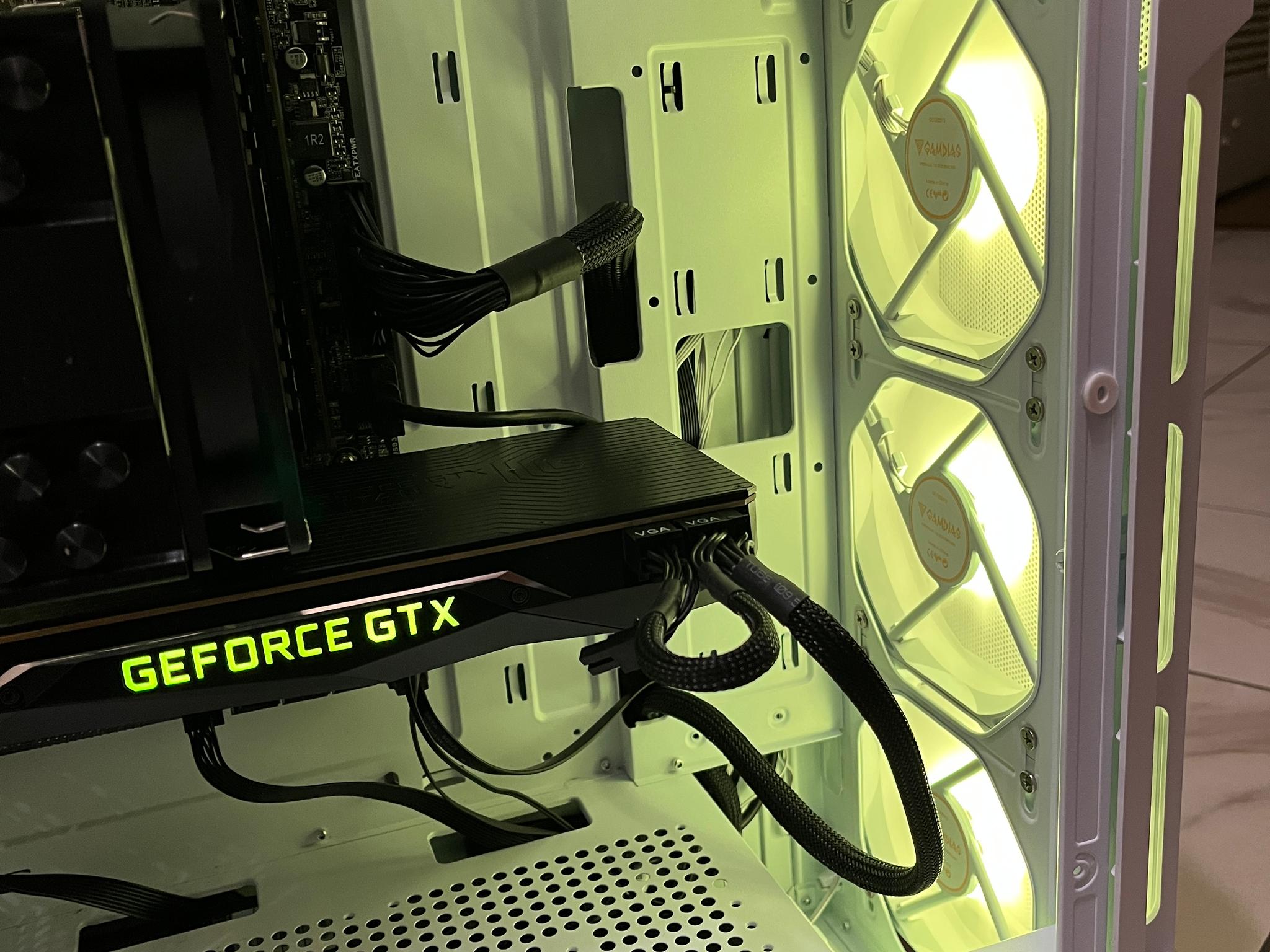 🟠🔥NVIDIA TITAN X Pascal, Intel i7-7700k, 12GB RAM, 500 GB SSD, High Performance RGB Gaming PC 🖥️🟢