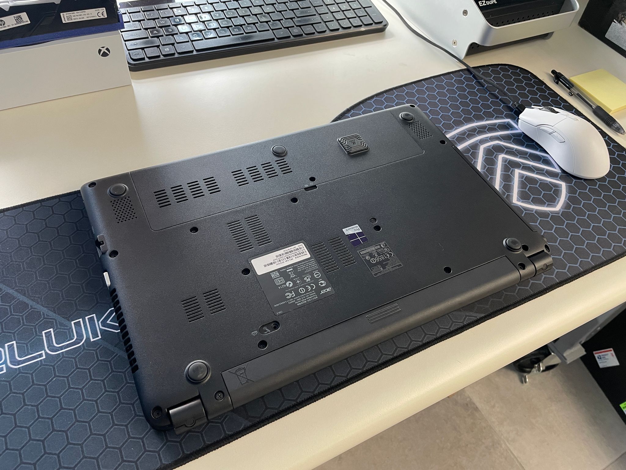 Acer Travelmate P