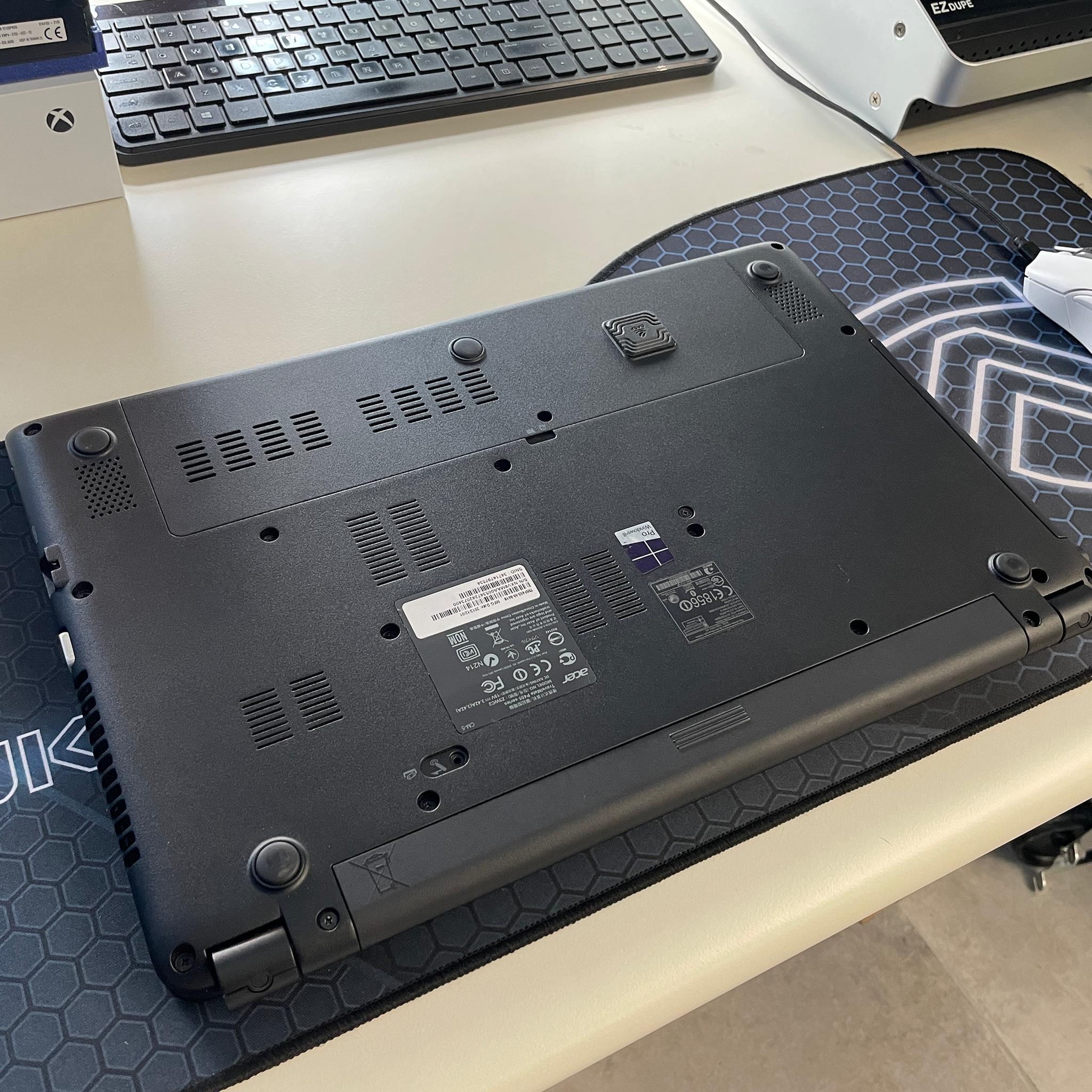 Acer Travelmate P