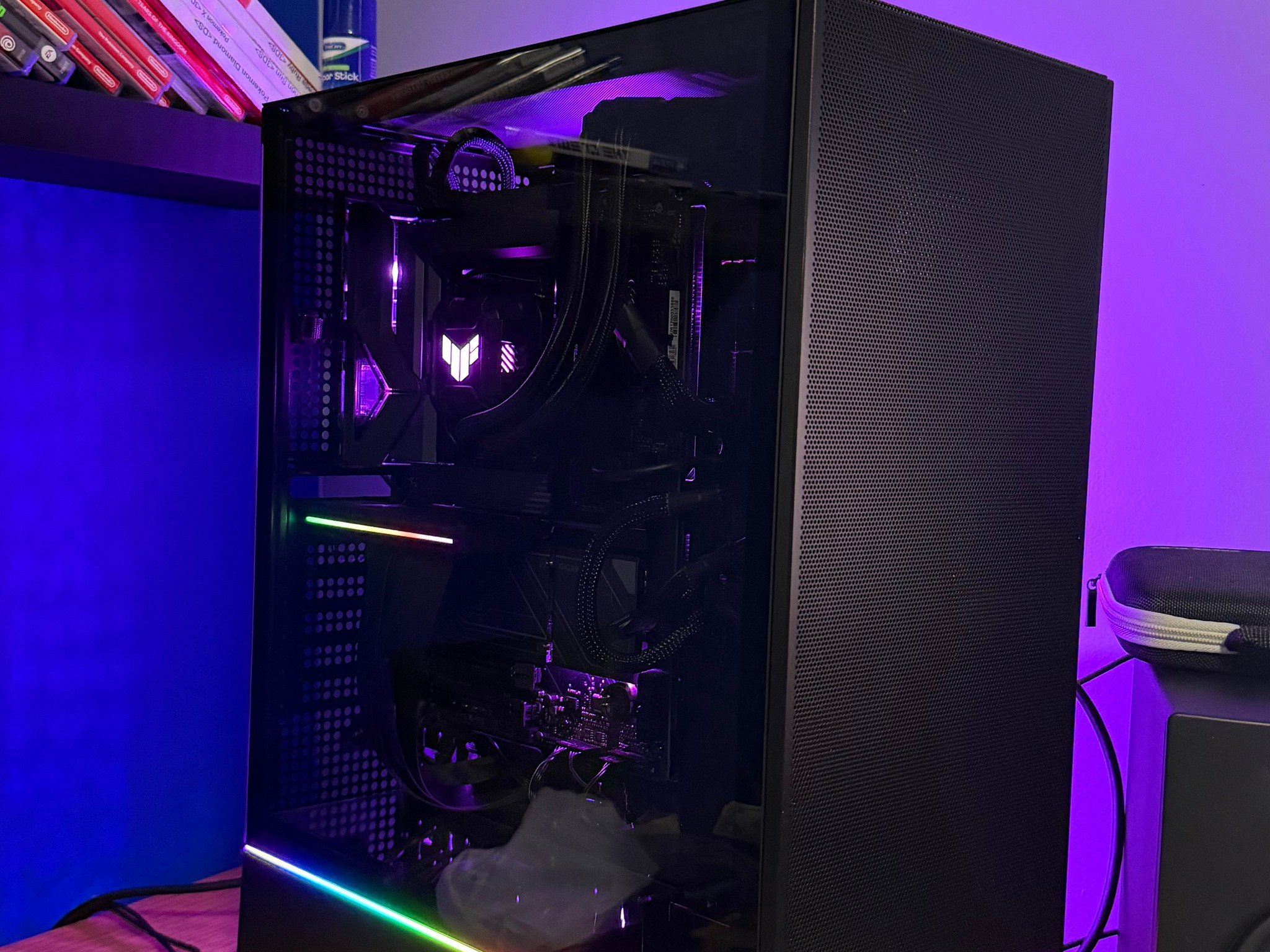270k plus, 9070xt gaming pc