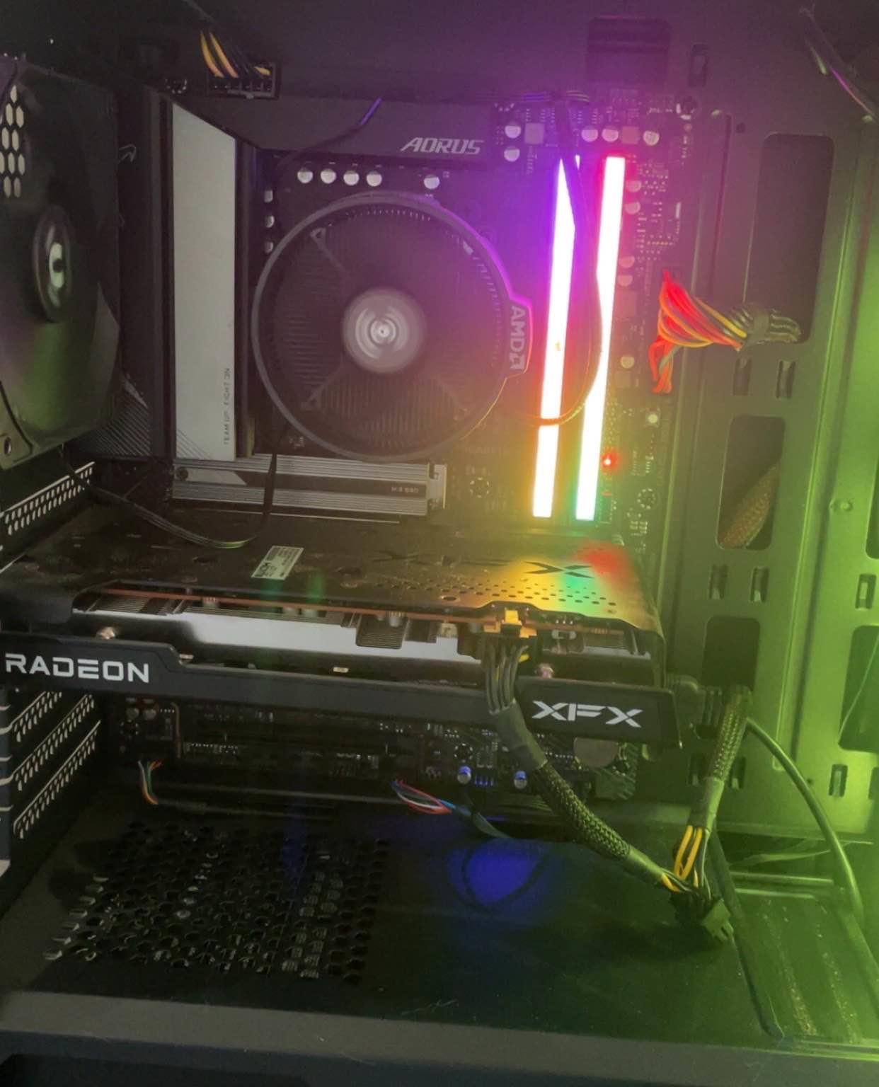 Copy of AM5 AMD Radeon RX 6650XT Ryzen 5 8500G