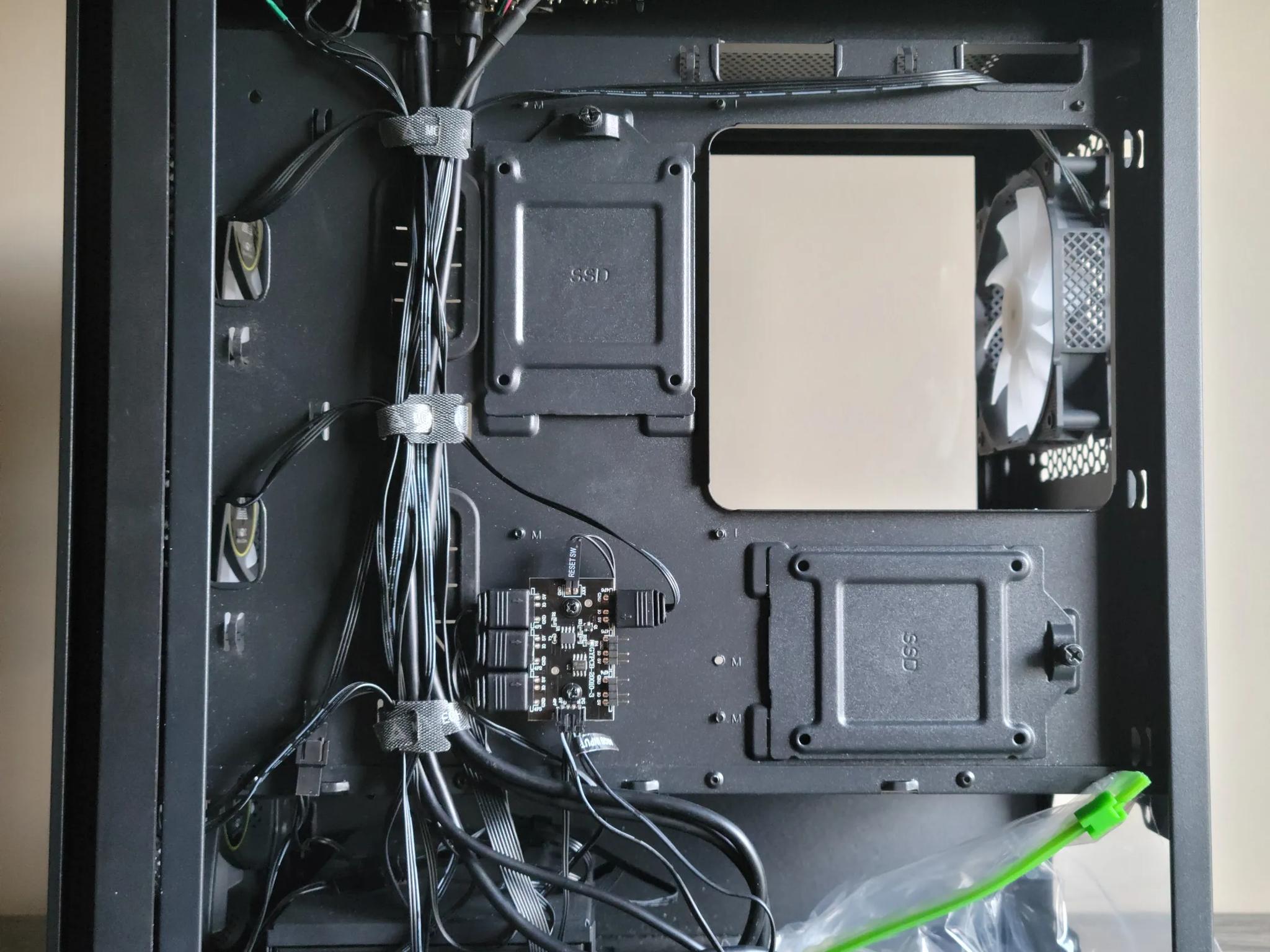 Montech Air 100 ARGB