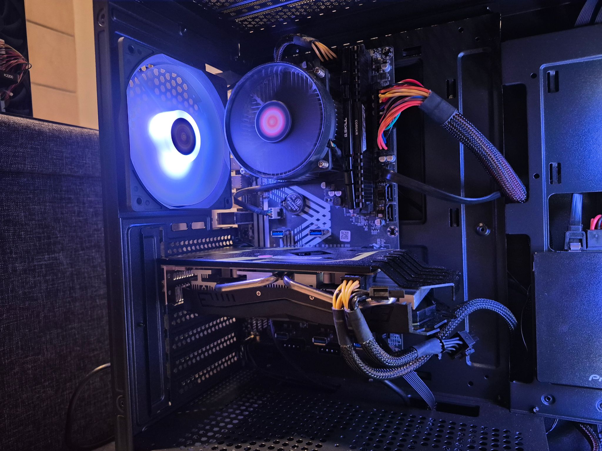 i5-7th Gen, RX 580 8GB 2048SP, 16GB RAM, 512GB SSD, Win10