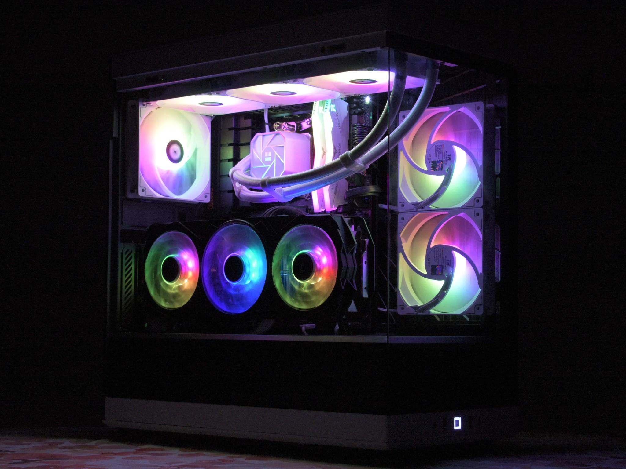 ⚫⚪Stormtrooper⚪⚫ AMD Ryzen 9 7900X | RTX 4070ti Super 16GB | 32GB DDR5 | 2TB Gen4 nVME RGB Gaming PC
