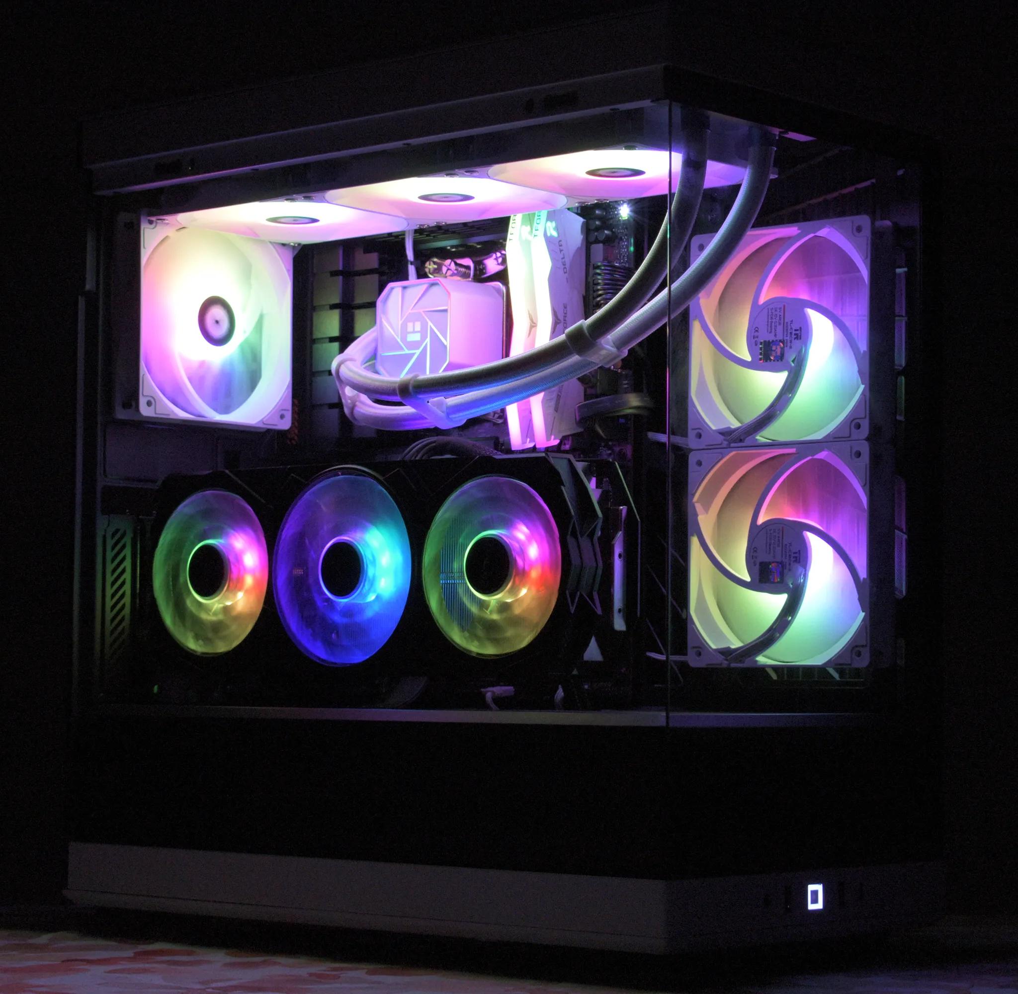 ⚫⚪Stormtrooper⚪⚫ AMD Ryzen 9 7900X | RTX 4070ti Super 16GB | 32GB DDR5 | 2TB Gen4 nVME RGB Gaming PC