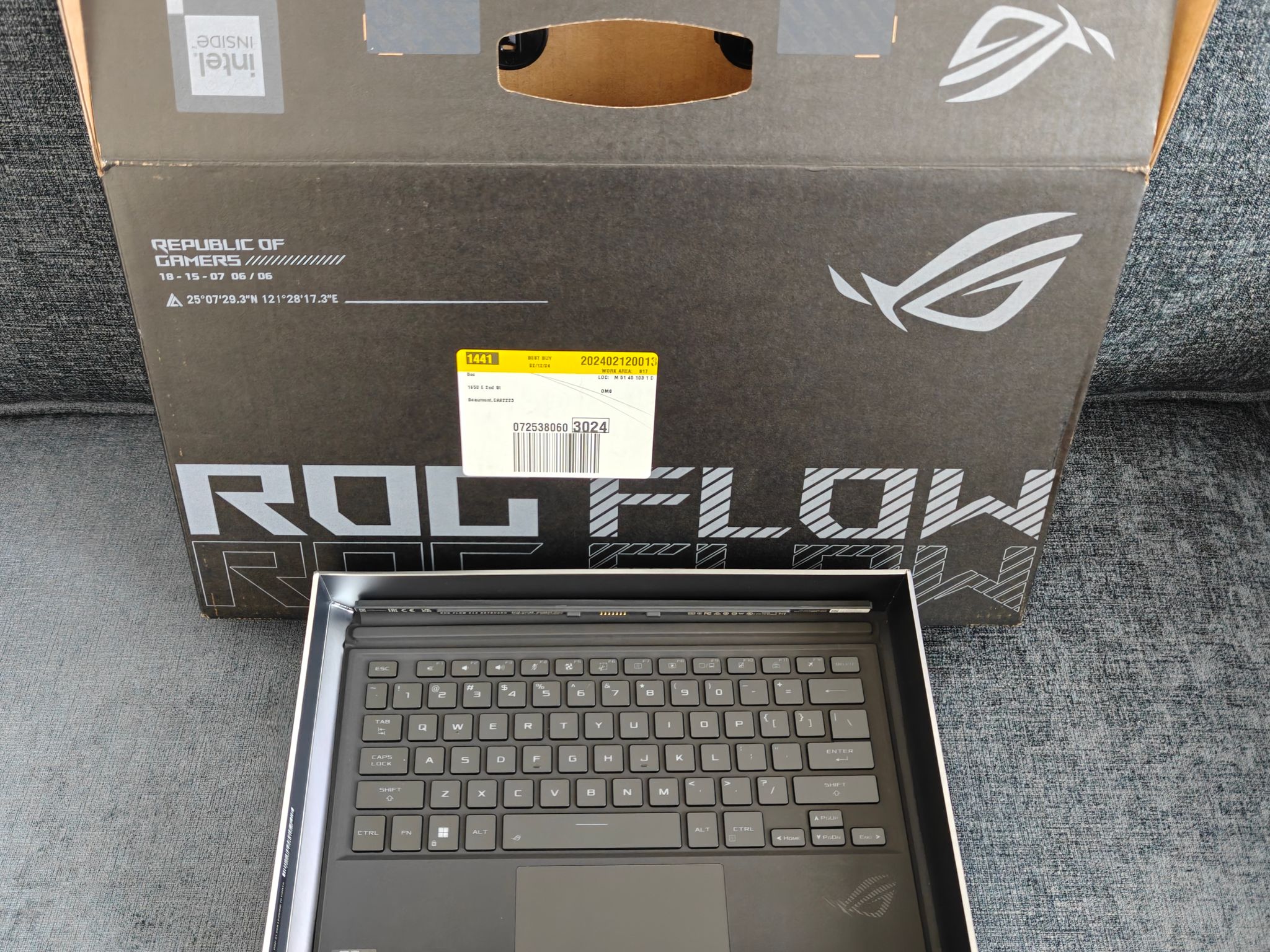 ASUS ROG Flow Z13 i9-13900H RTX 4060 165Hz 16GB 1TB Gaming Laptop/Tablet