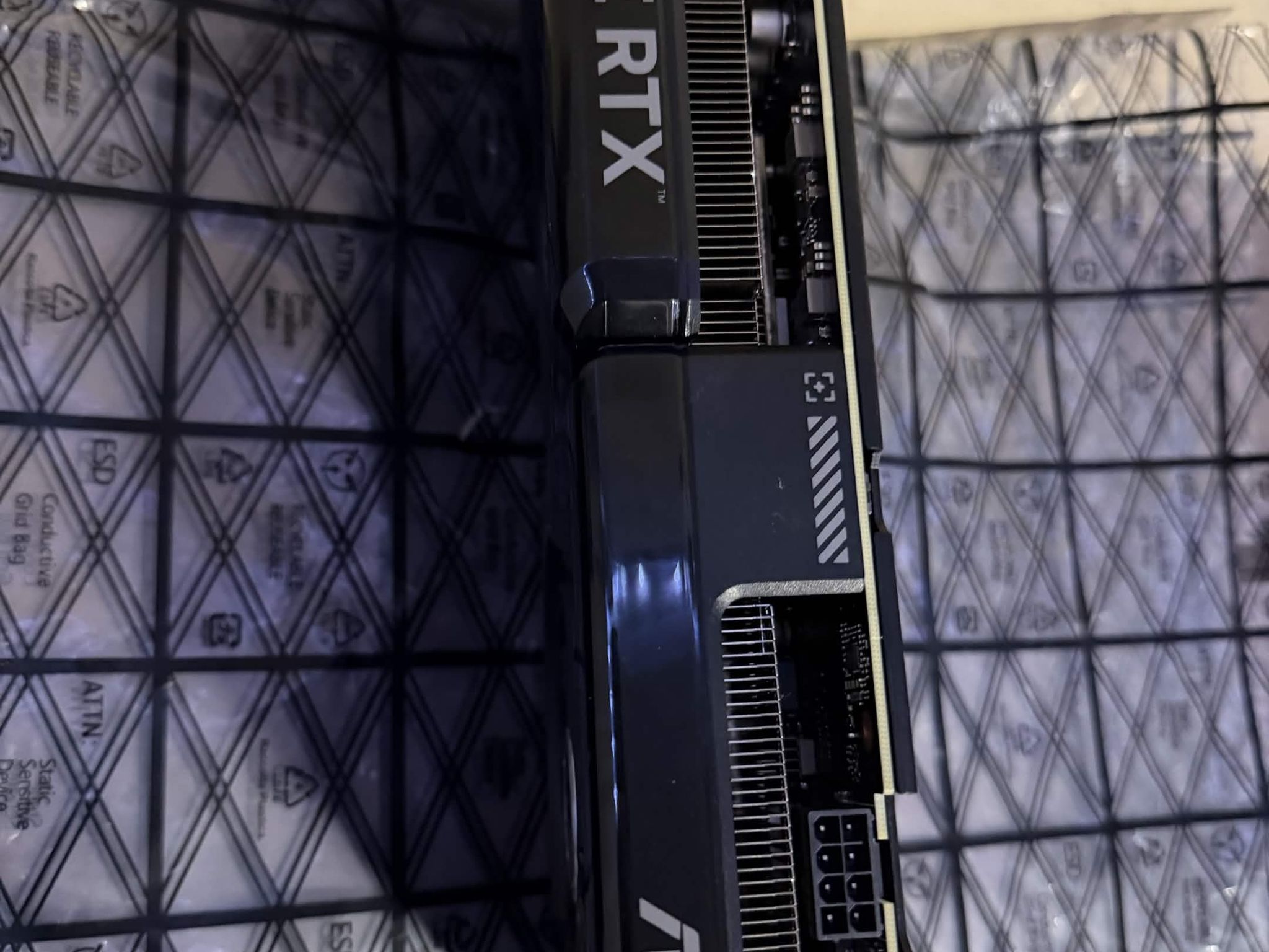 ASUS DUAL OC GeForce RTX 4070