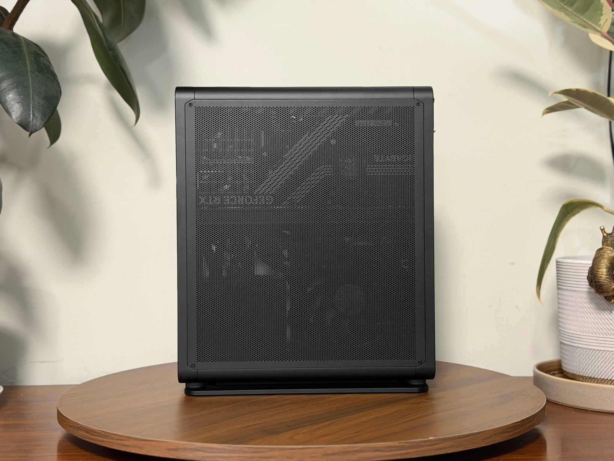 RTX 5080 Windforce OC SFF | Ryzen 7 9800X3D | 32GB DDR5 | B650E-I | 2TB SSD | NCASE x NFC Skyreach 5