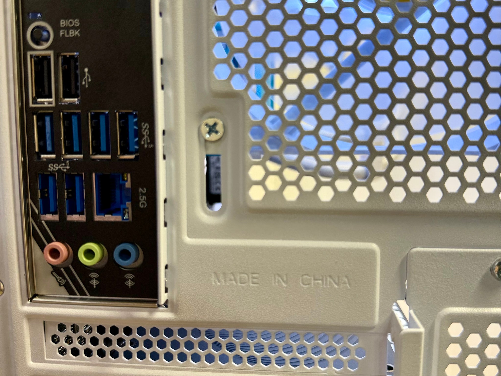 CORE OVERDRIVE V2 🧠 Core Ultra 7 | 🎮 RTX 5070 Ti 16GB | ⚡ 32GB DDR5 | 🚀 2TB NVMe |1440p/4k