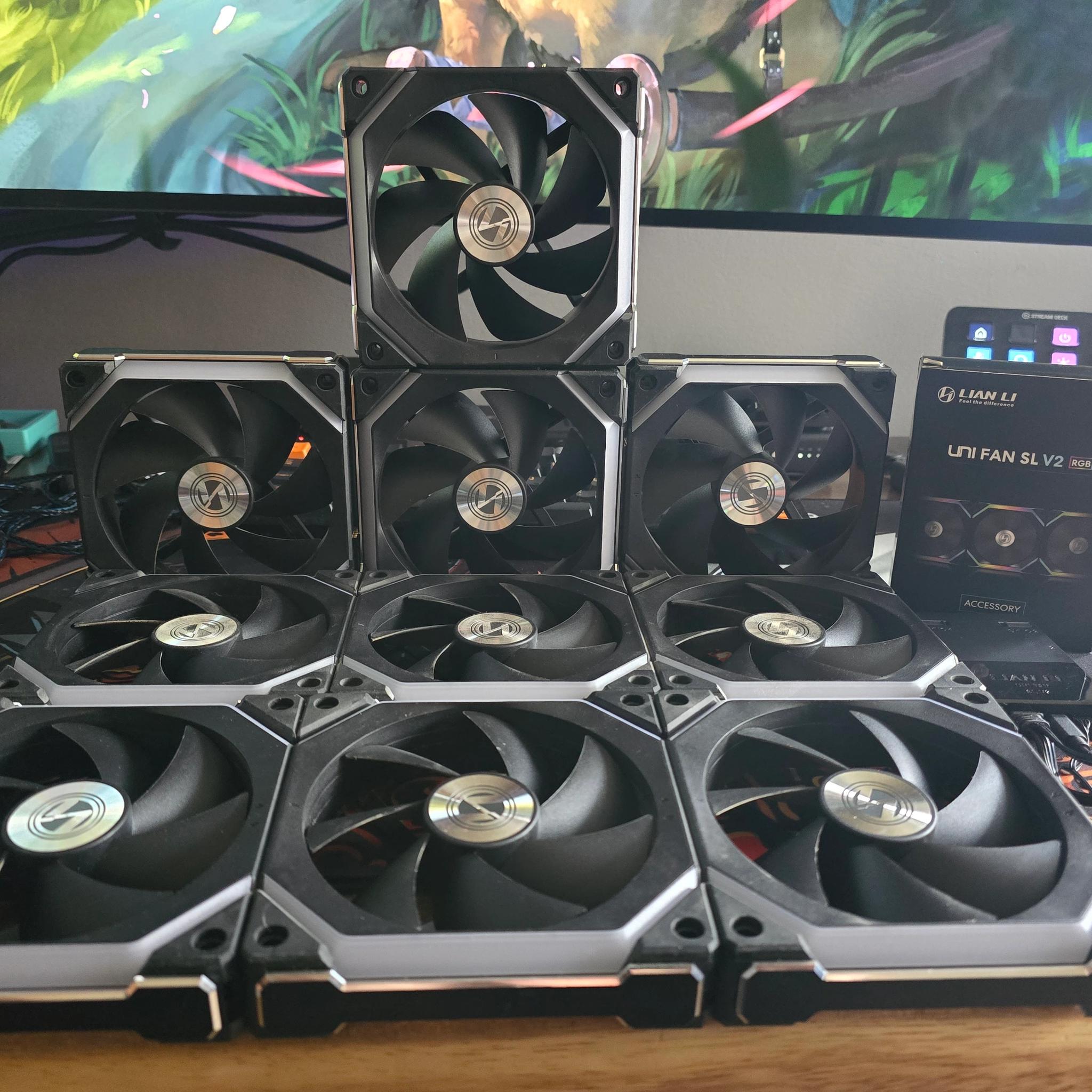 Lian Li fans w/ controllers