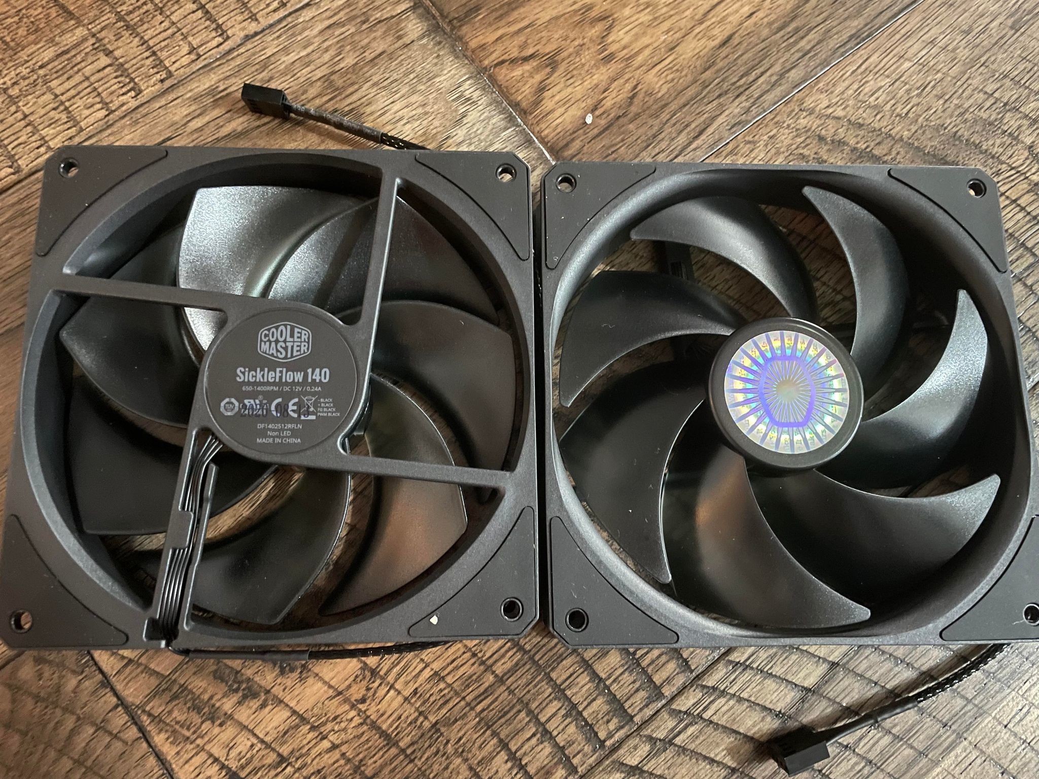 Cooler Master Sickflow 140mm fans