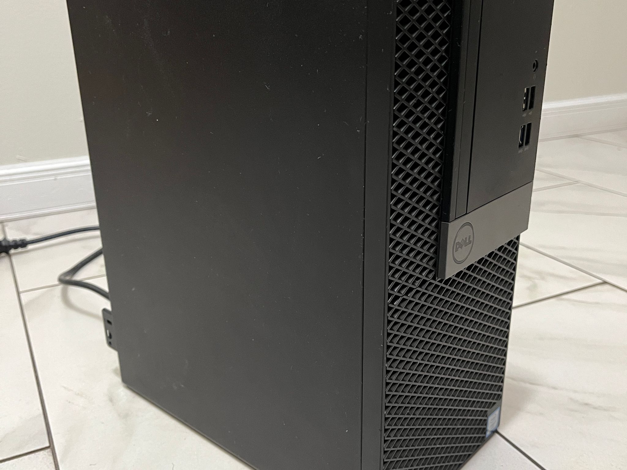 NVIDIA RTX 2060 SUPER, Intel i7-6700, 16GB RAM, 750GB Storage - Dell Modded Gaming PC w/ Wi-Fi & BT