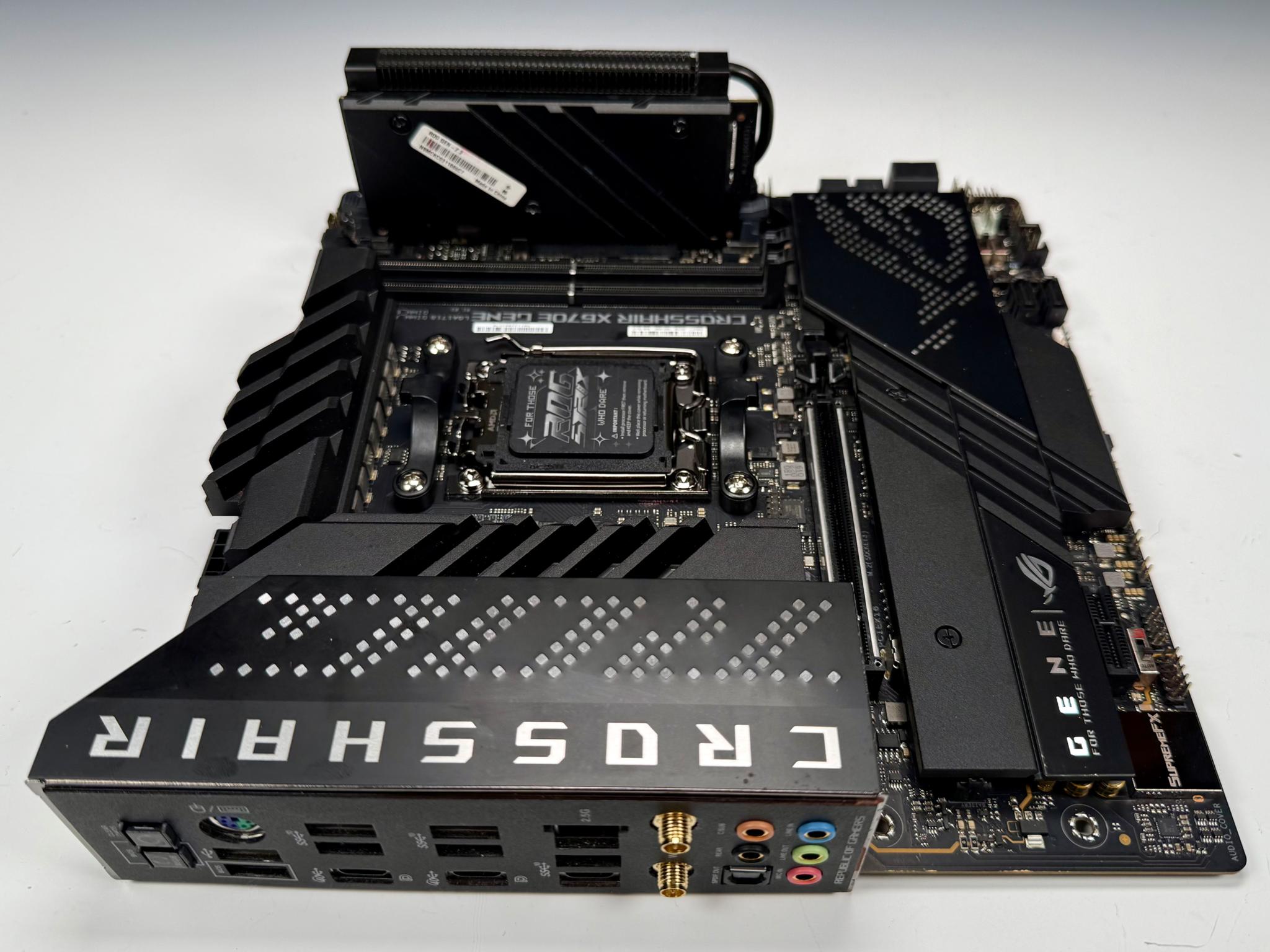 Asus ROG CROSSHAIR X670E GENE AM5 motherboard