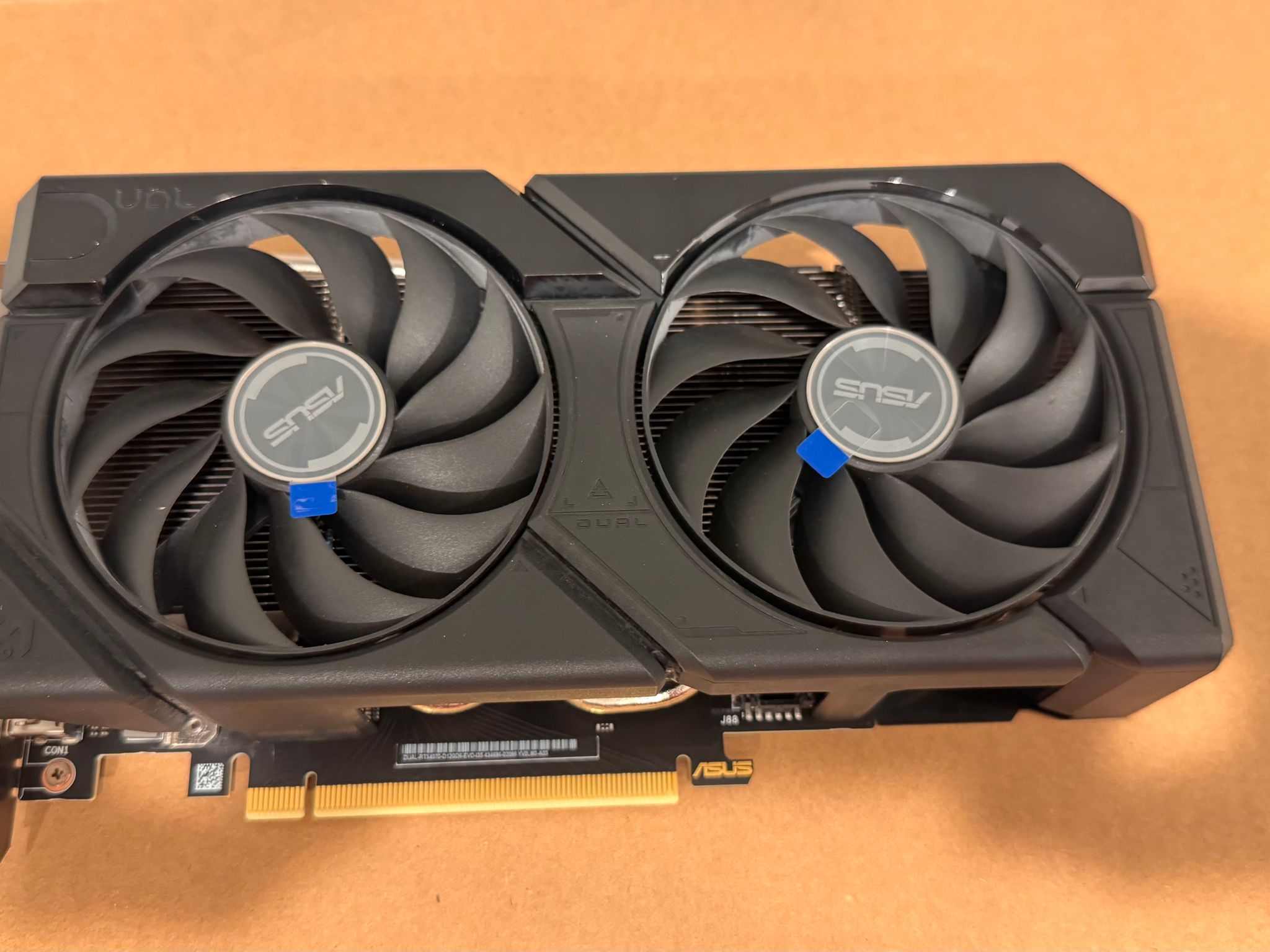 ASUS Dual GeForce RTX 4070 EVO 12GB