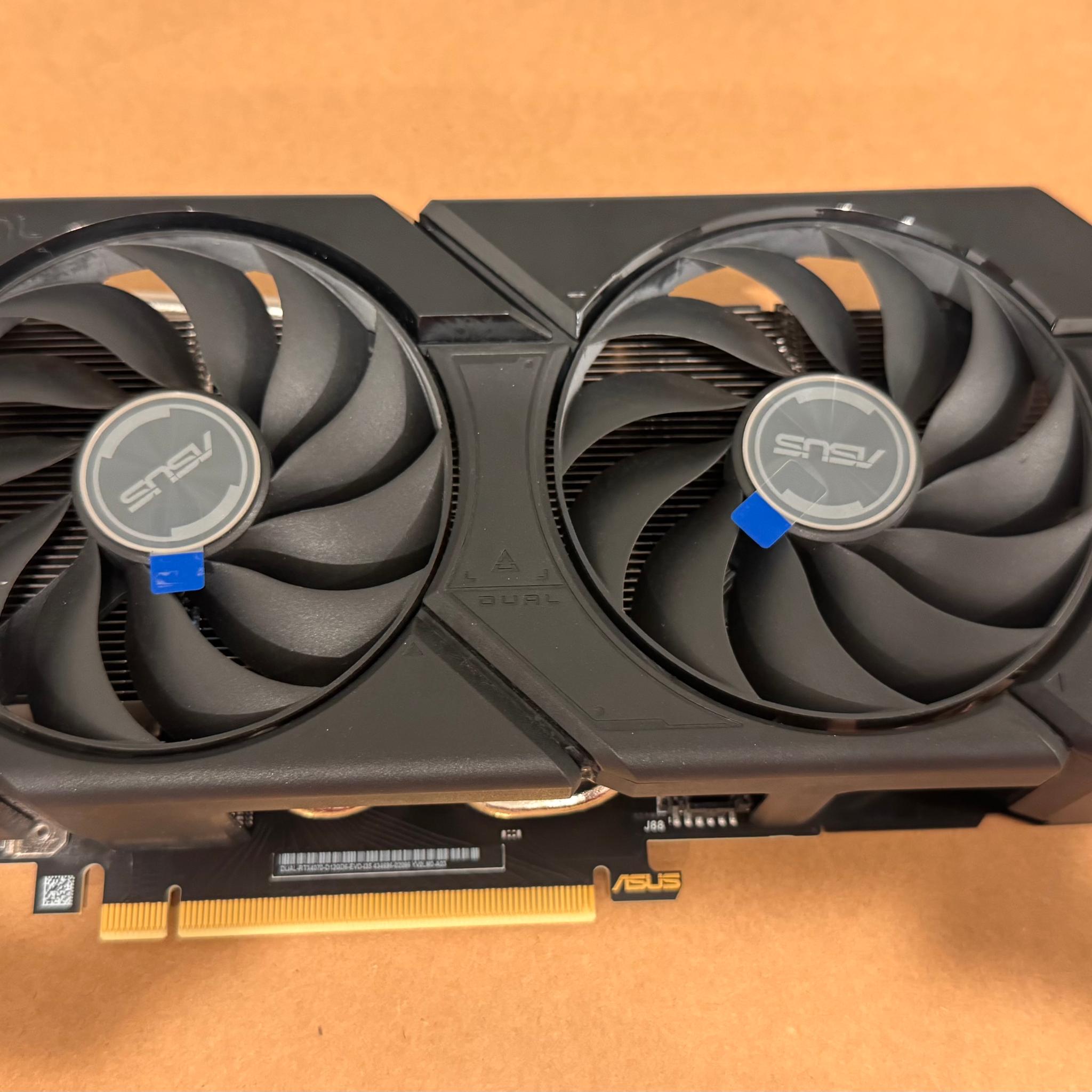 ASUS Dual GeForce RTX 4070 EVO 12GB