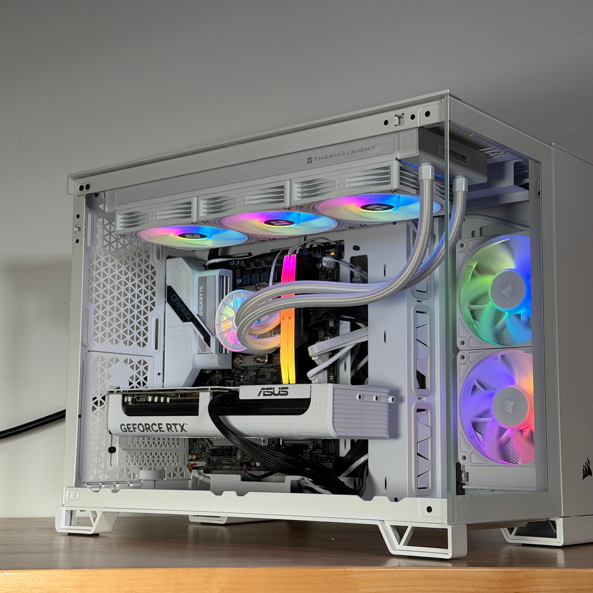 RTX 5070 Intel Core Ultra 7 265k Gaming PC