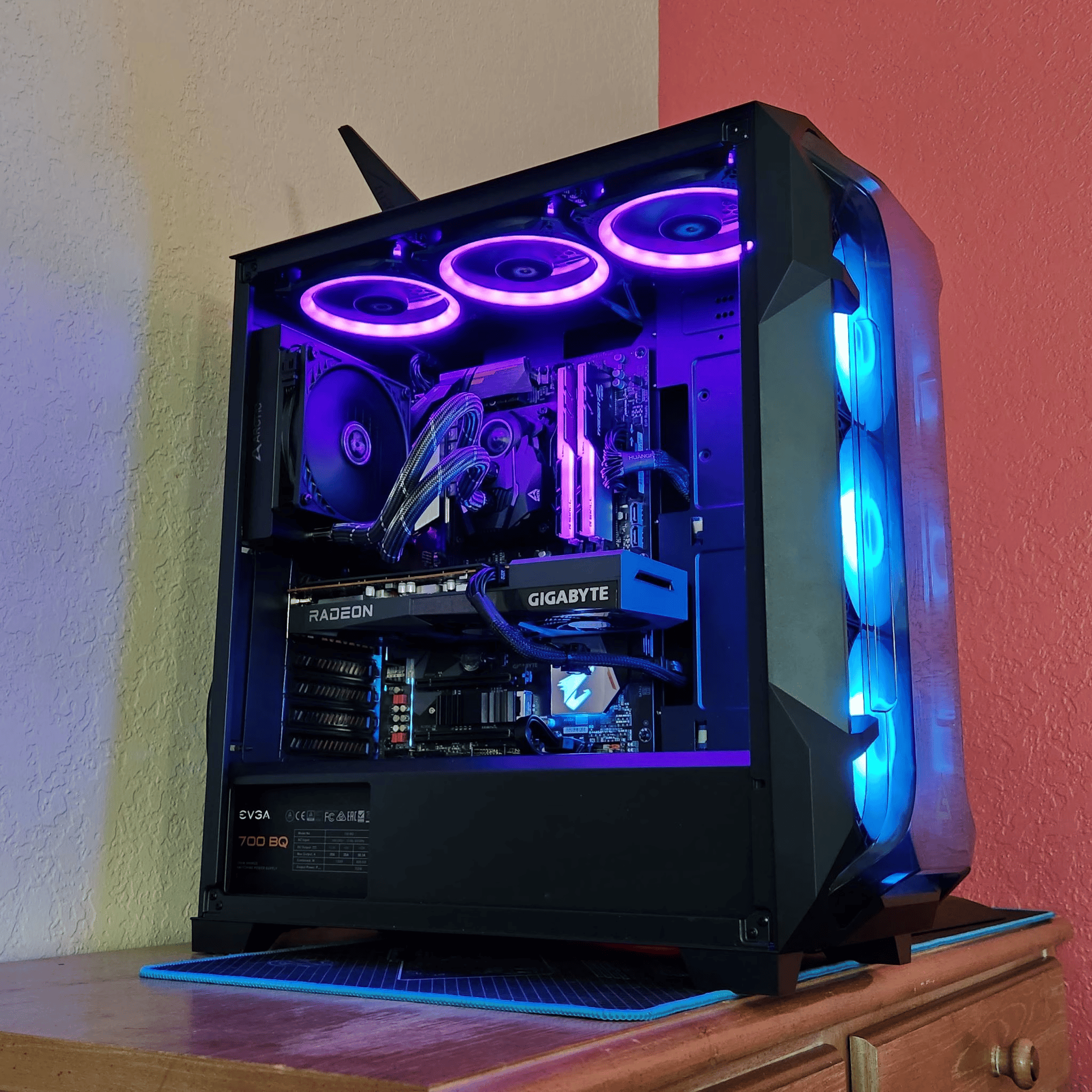 All AMD Rig, Ryzen 5600X and RX 6600XT, 16GB Ram, Liquid cooler.
