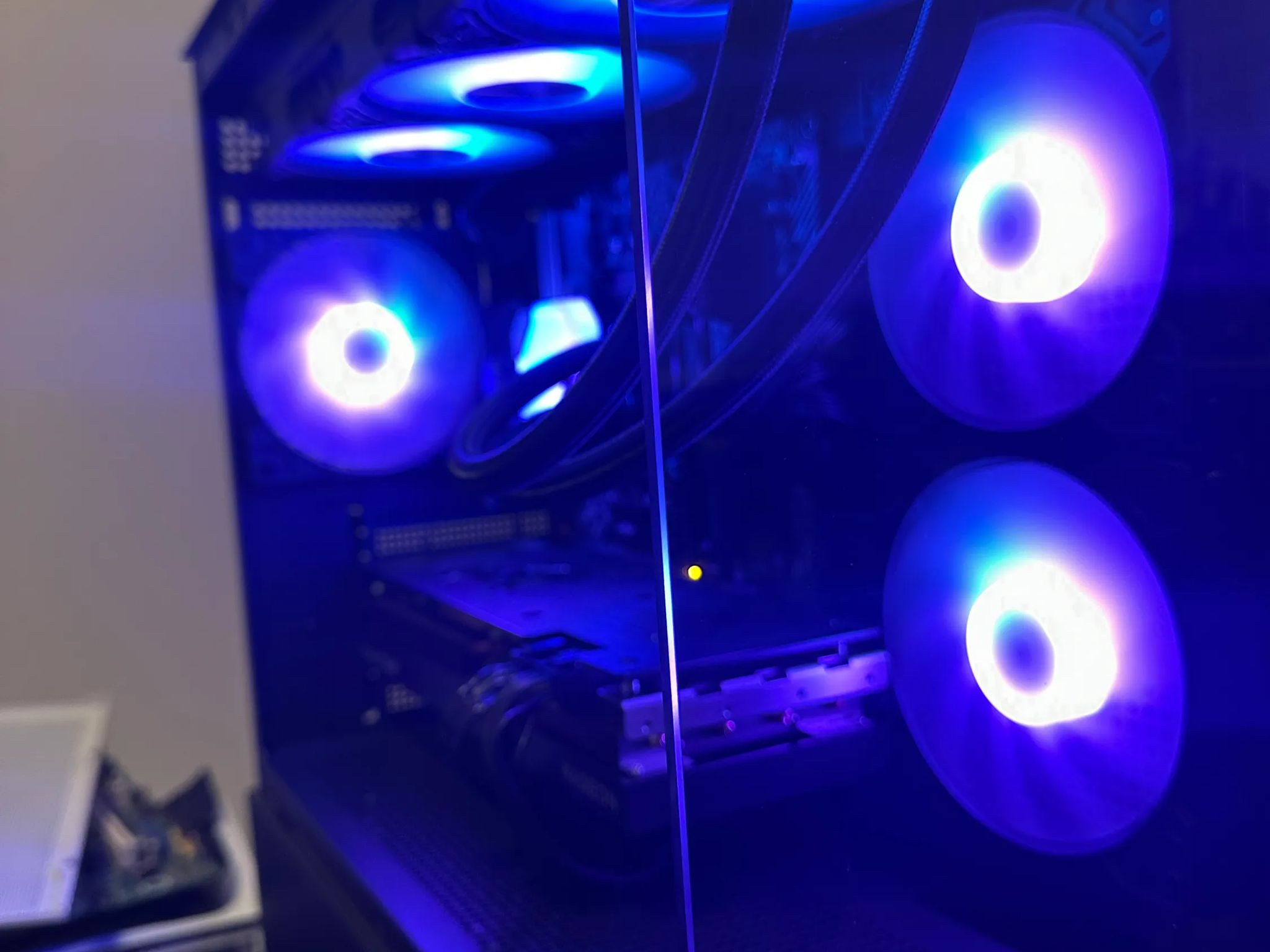 Ryzen 9 RX 7800XT Gaming PC