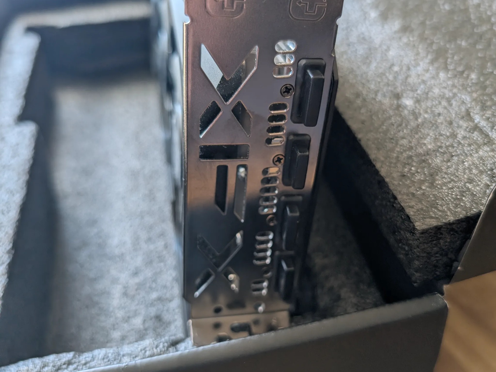 XFX Swift AMD Radeon RX 6700XT