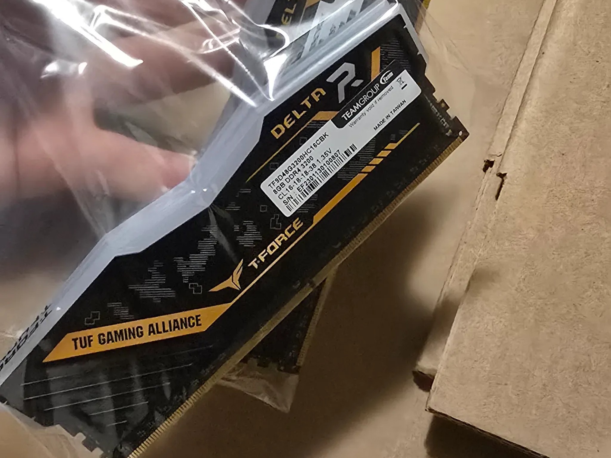 Asus tuf t-force delta r ram