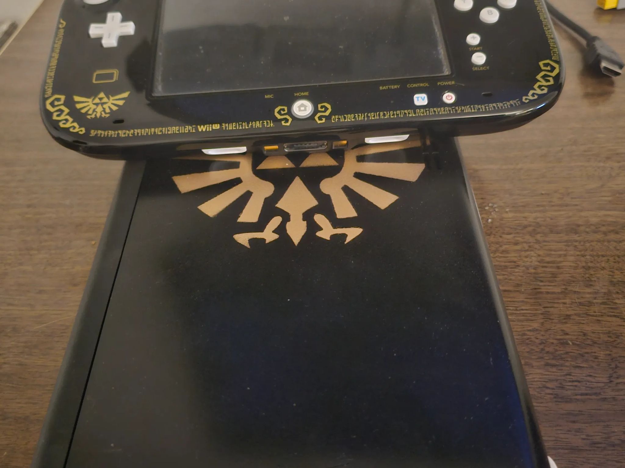 Custom Zelda Gold Crest Wii U 256GB NAND