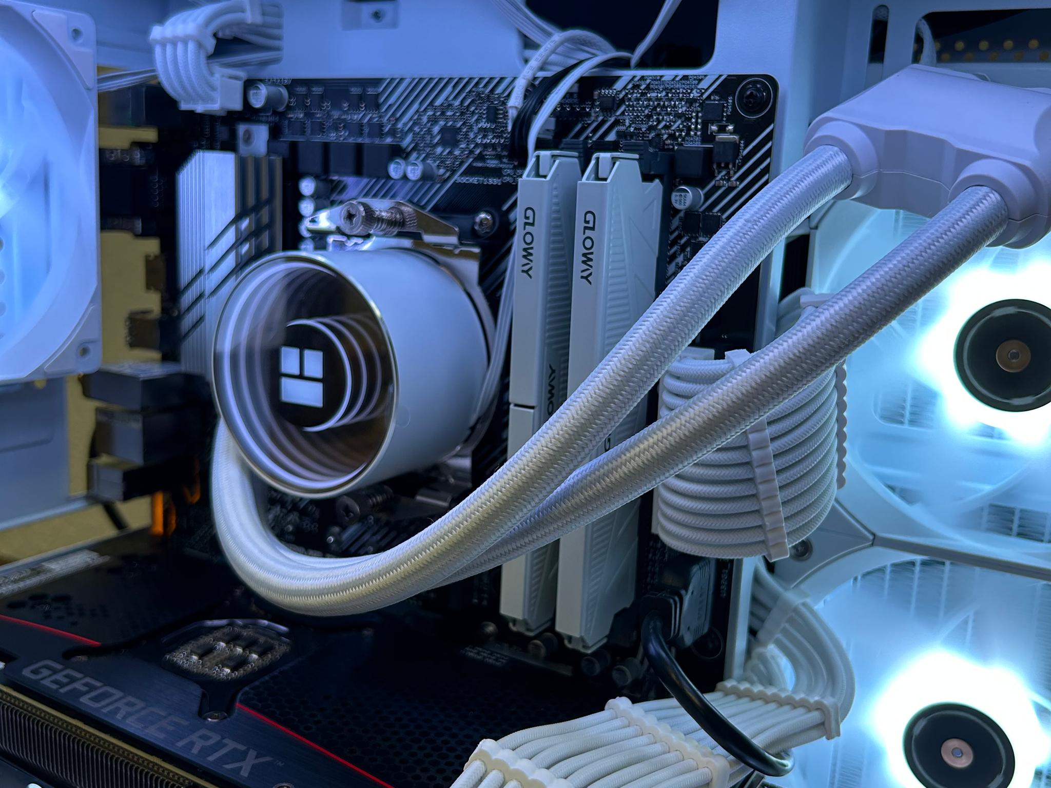 EVGA RTX 3080 | Ryzen 7 5800X | 32GB 3200Mhz | 1TB NVME