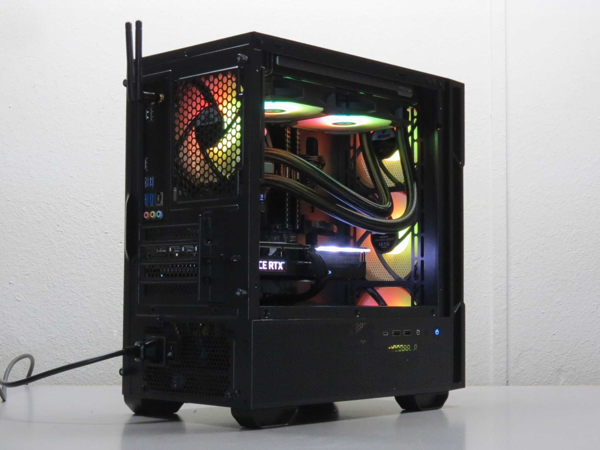 Gaming PC | RTX 3060 Ti 8GB | RYZEN 5 3600 | 16GB RAM | WINDOWS 11 |