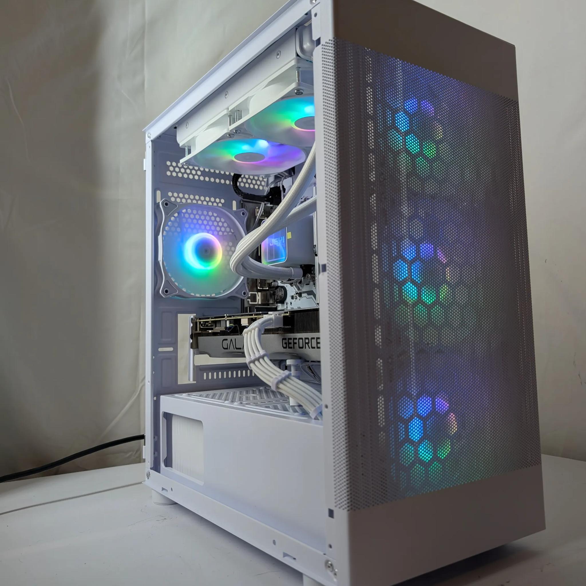 ALL WHITE | RTX 3070 | RYZEN 5 5600X | 16GB DDR4 | 500GB NVME