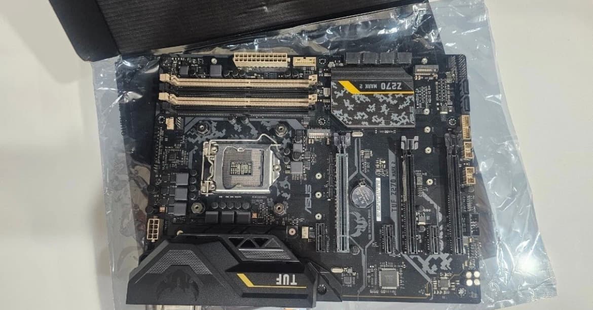 ASUS TUF Z270 Mark 2 LGA1151 DDR4 HDMI DVI M.2 USB 3.1 Z270 ATX Motherboard