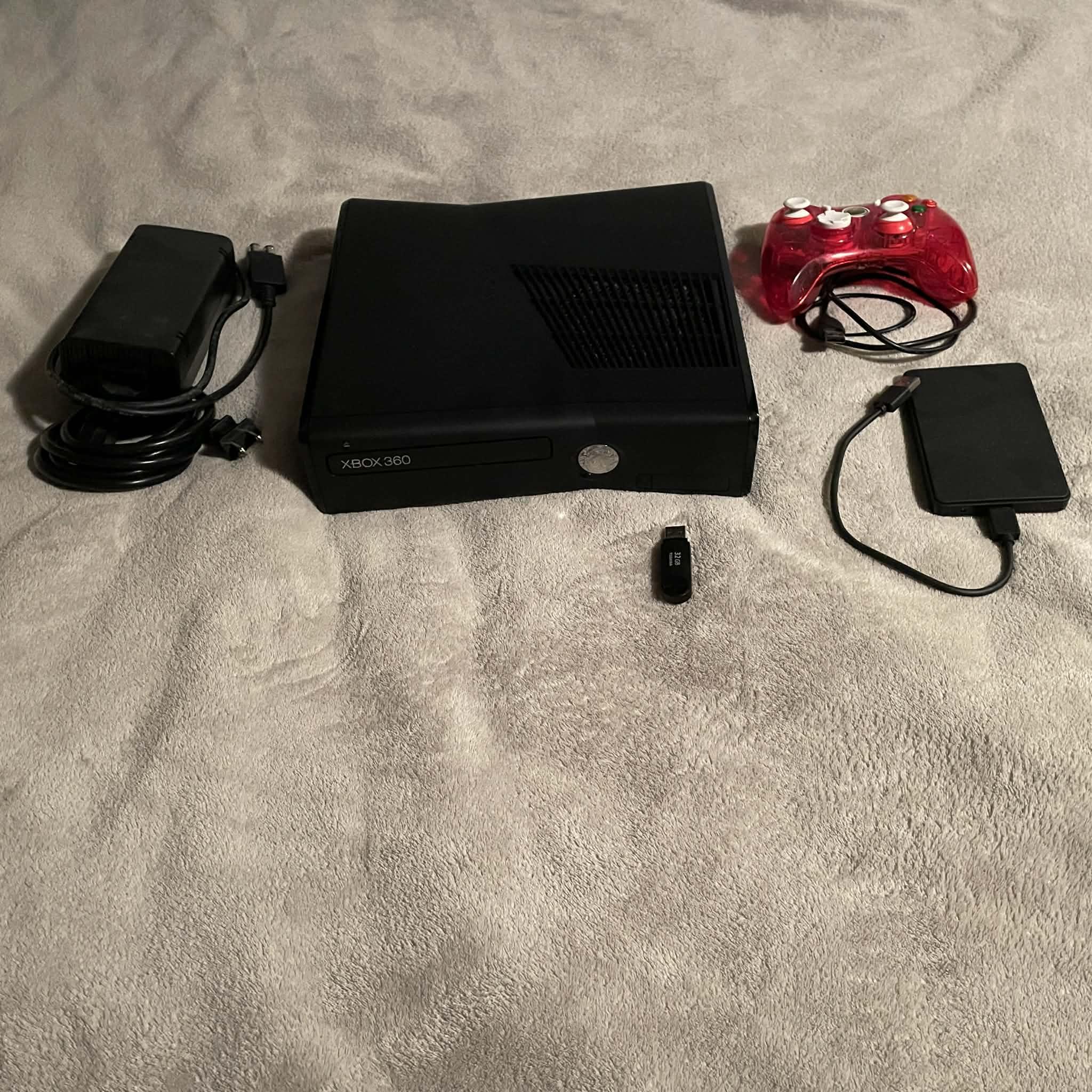 Xbox 360 Slim 500gb Drive + 1tb External Drive With Accessories