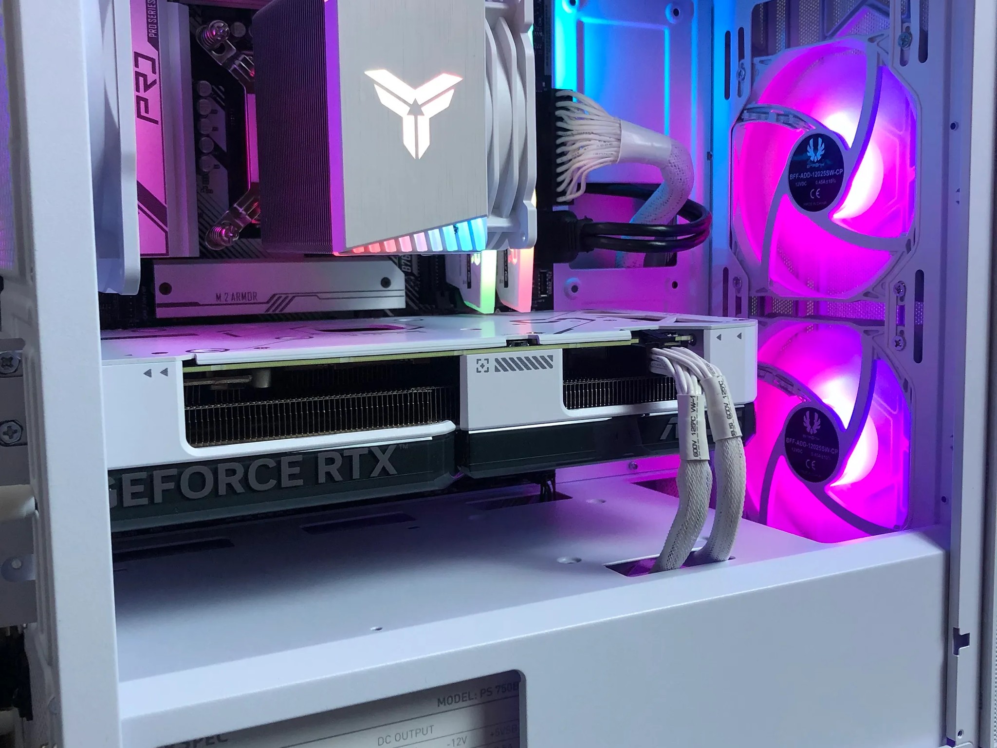 Gaming Beast Intel Core i5-13400 W/RTX 4070 All White Gaming PC