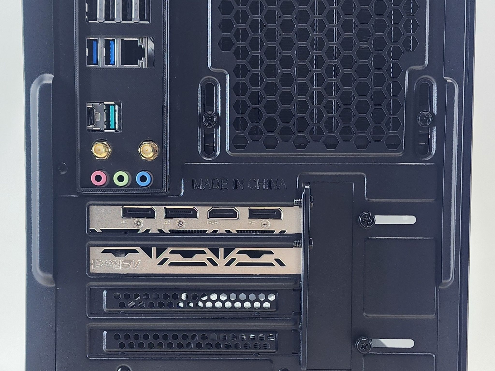 Gaming PC Ryzen 5 8400F 32GB RAM 1TB SSD RX 7600 8GB Windows 11 Computer