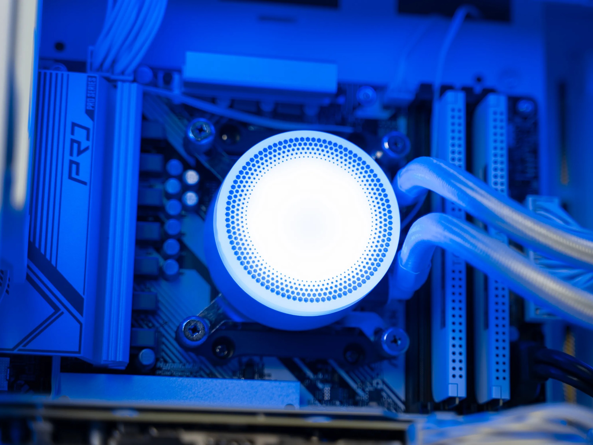 “Cypheroso” RTX 4070 Ryzen 5 7600 32GB Windows 11 2TB 4K Workstation Gaming PC