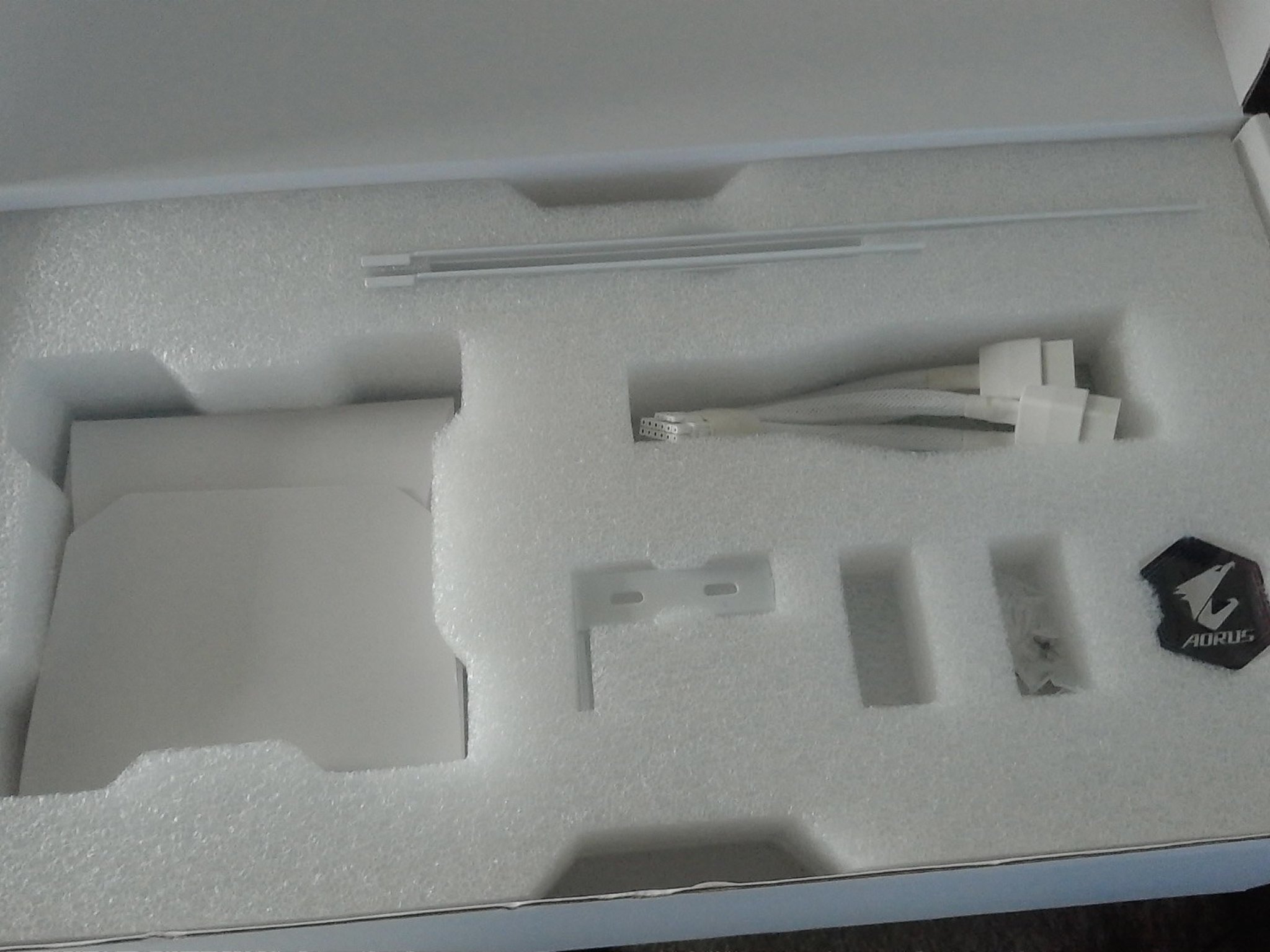 GIGABYTE AORUS GeForce RTX 5090 MASTER ICE 32G