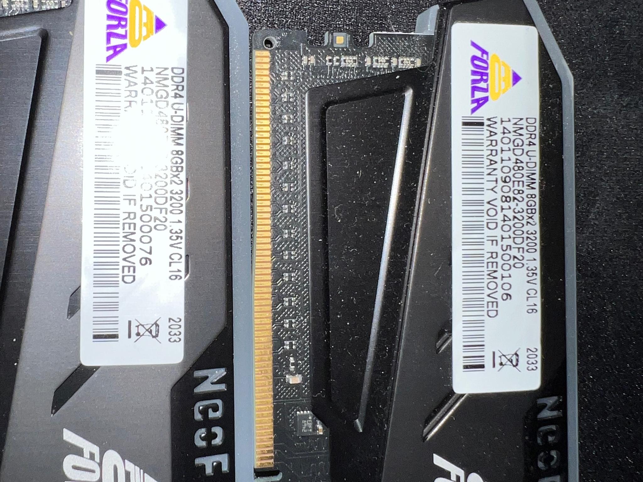 Neo Ferza 2x8 DDR4 3200mhz