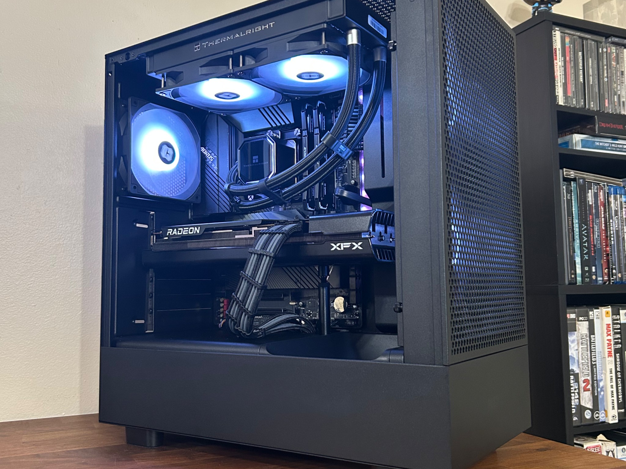 RX 7700XT 12GB | Intel i5 12600K | 32GB DDR4 | 1TB SSD | The Operator RX