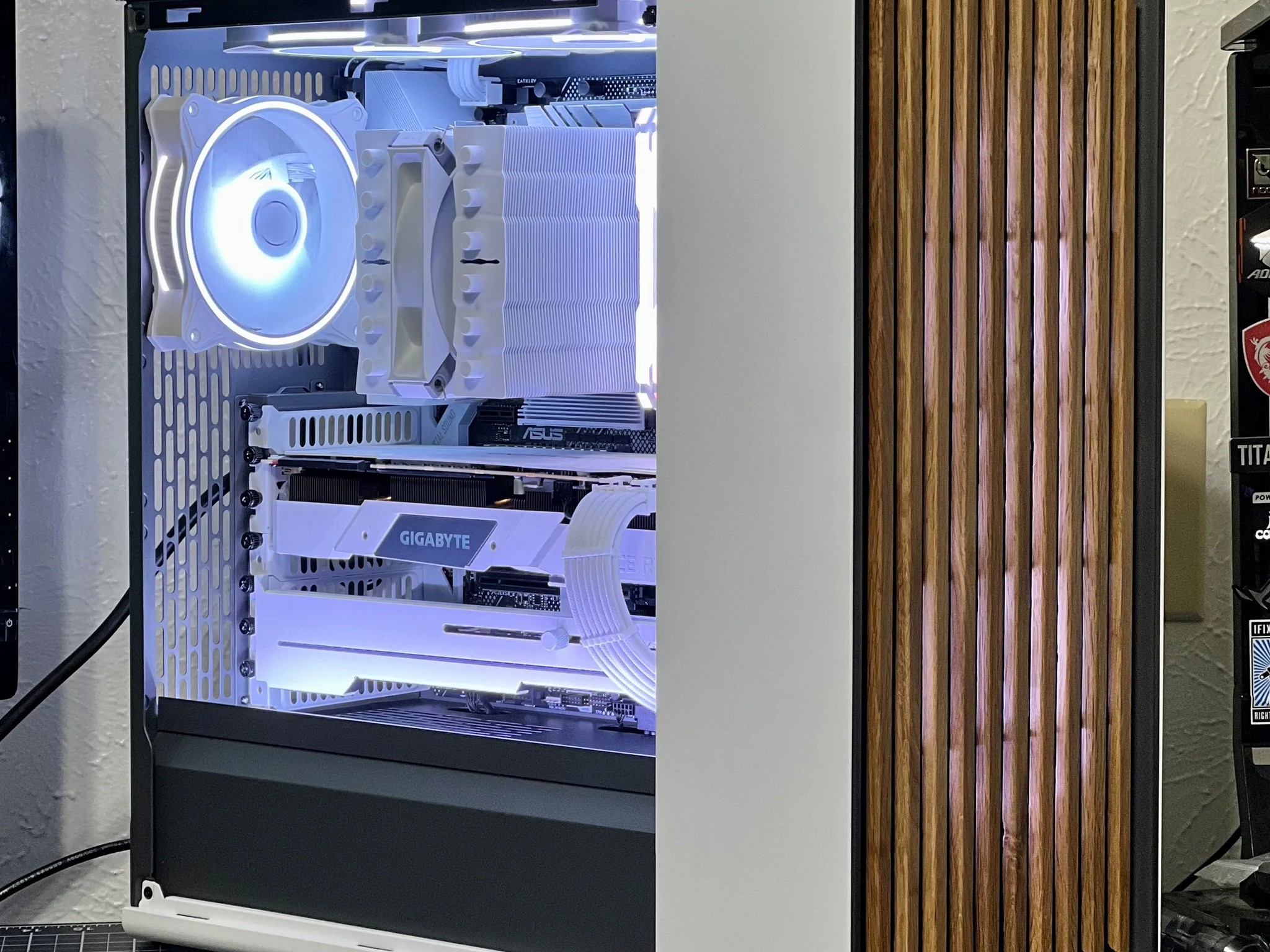 Great Mid-range Gaming PC - i7 9700K | RTX 2070 Super | 32GB DDR4 | Custom PSU Cables