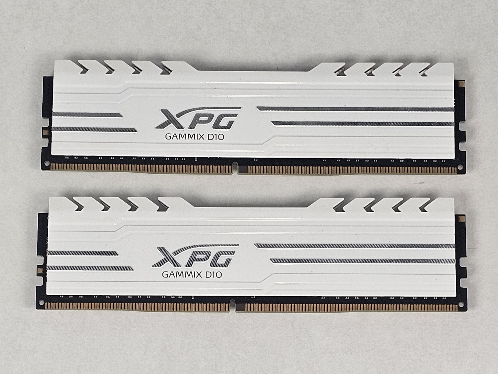 16GB DDR4 (2x8GB) CL16 3200MT/s ADATA XPG Gammix D10