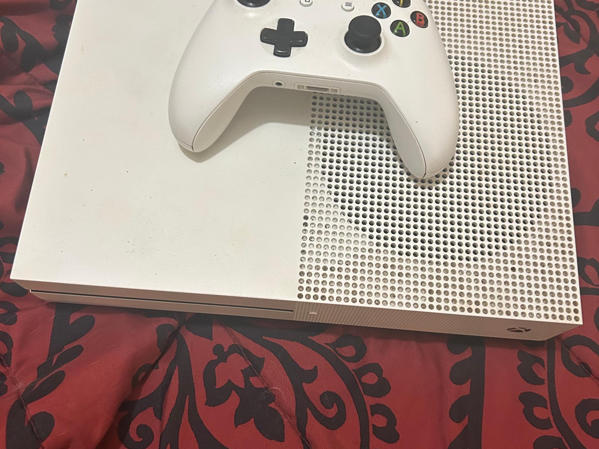 Xbox One S 1TB