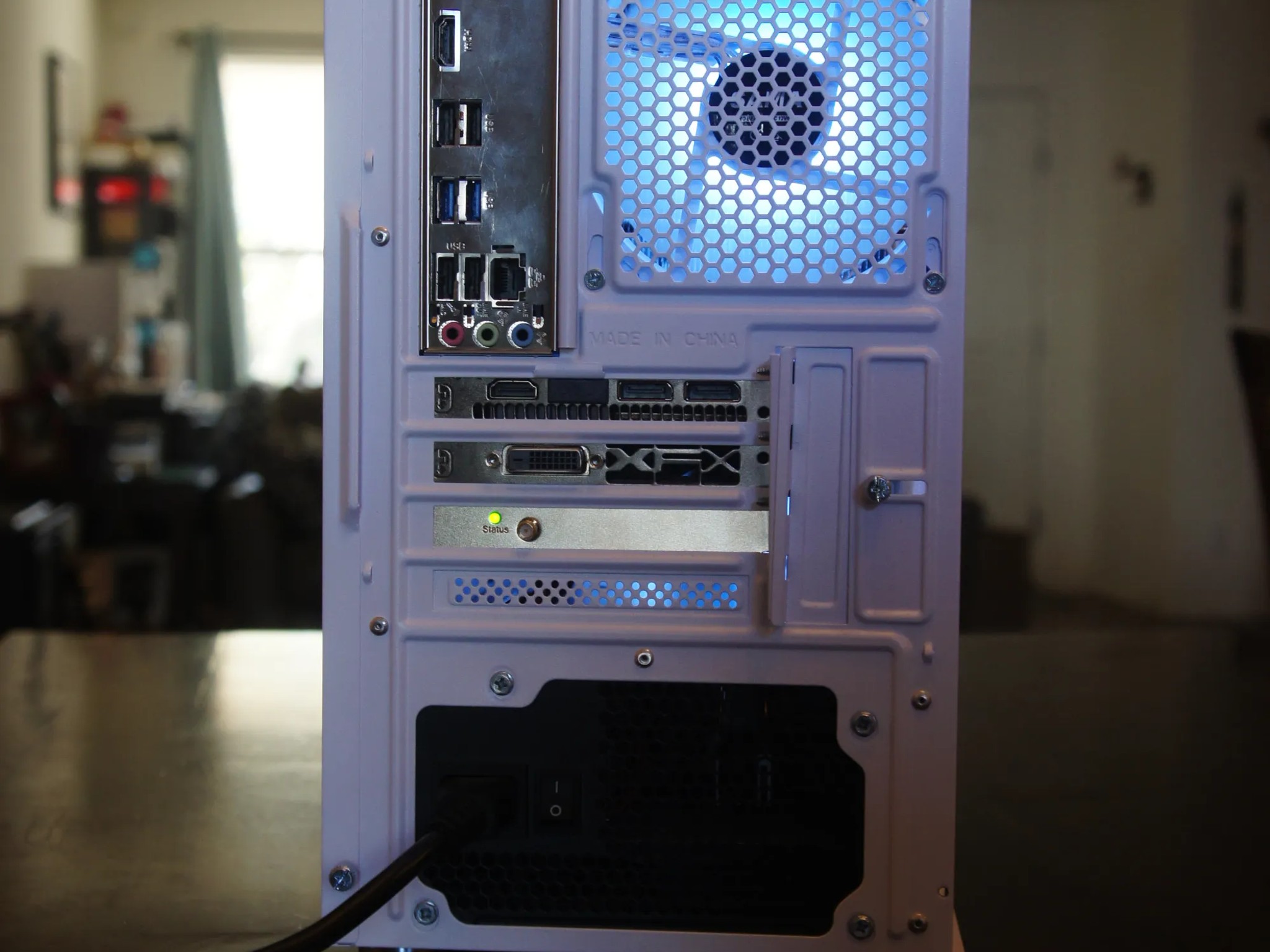 INTEL CORE i5 9400f | Rx 580 8gb | 16 gb RAM | 1tb M.2 SSD | White/Black ARGB | READ DESCRIPTION |