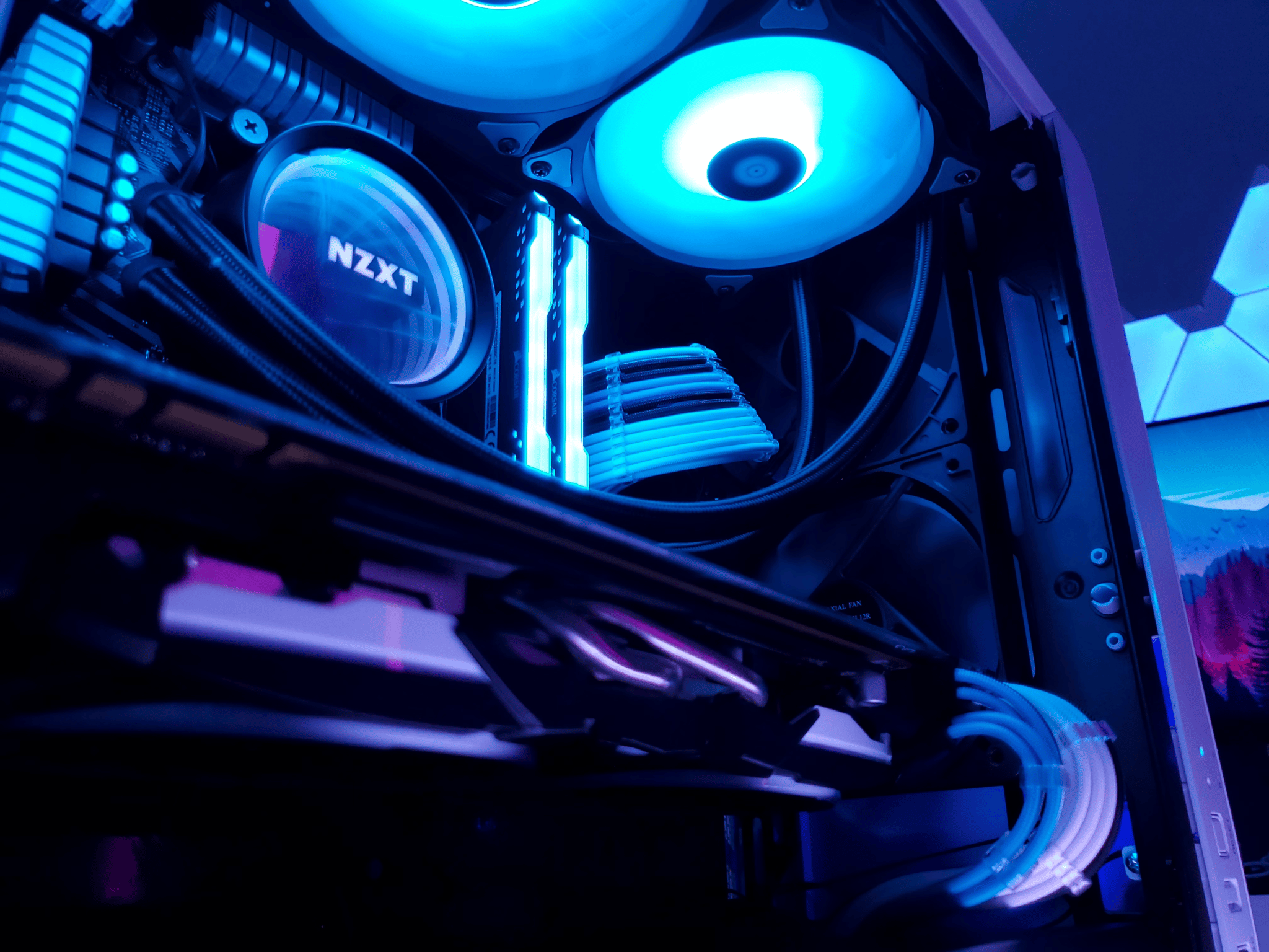 The Space-Station | GTX 1080 - Ryzen 7 1700x Gaming PC