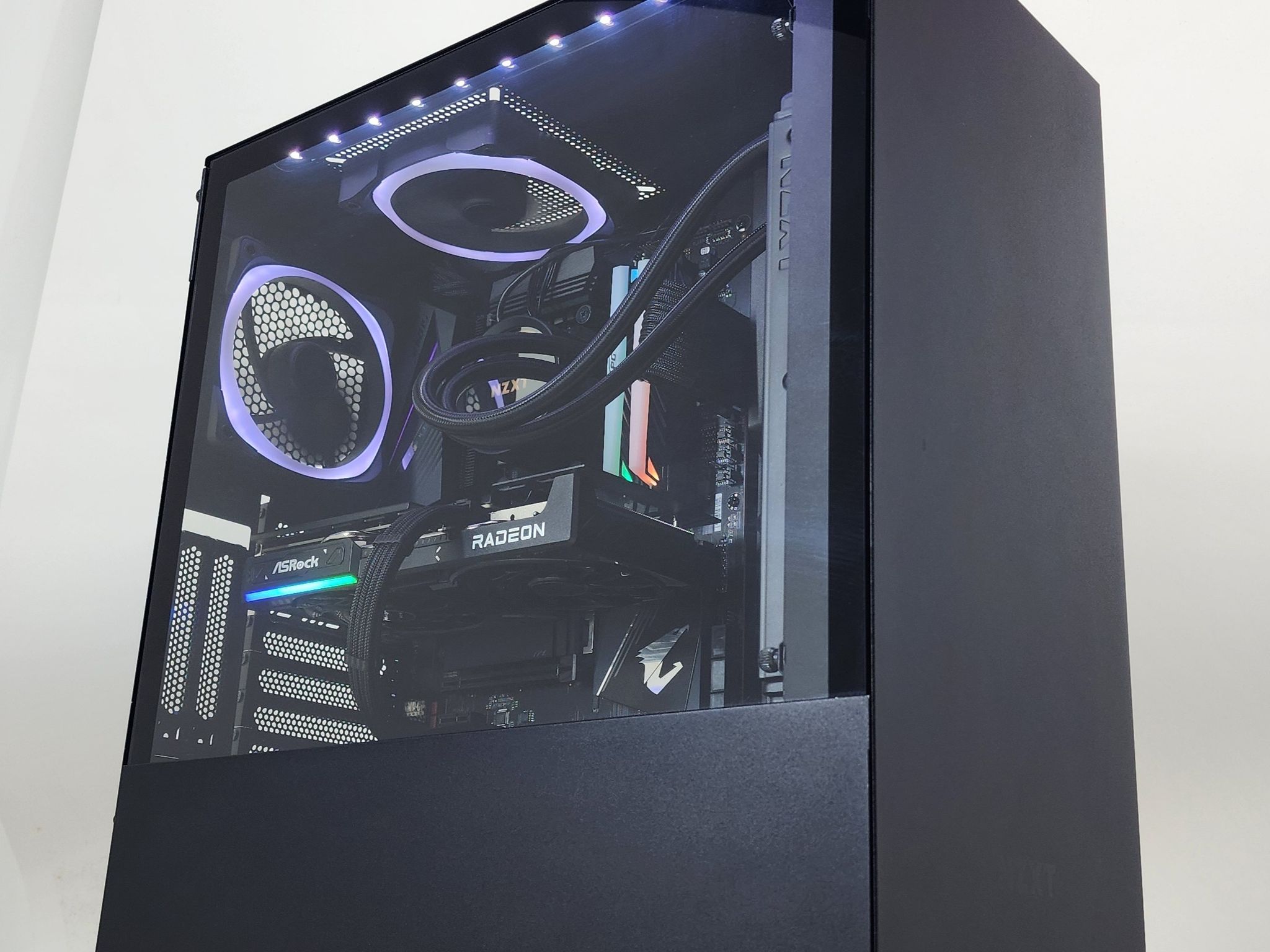Gaming PC Ryzen 5 5600X 16GB RAM 500GB SSD RX 9060 8GB Windows 11 Computer