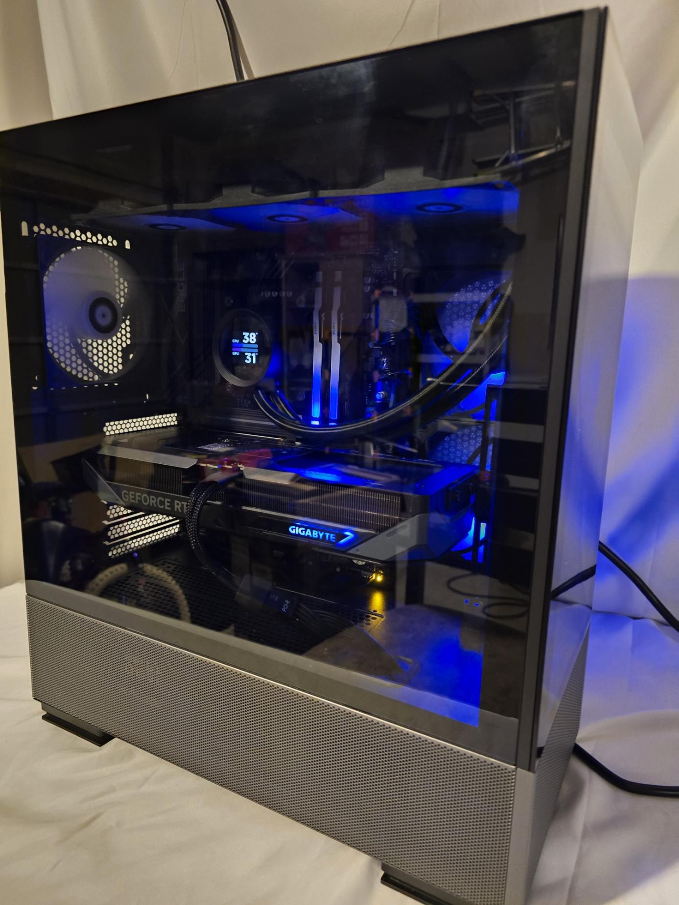 5070 / I7 14700k Battle Blue