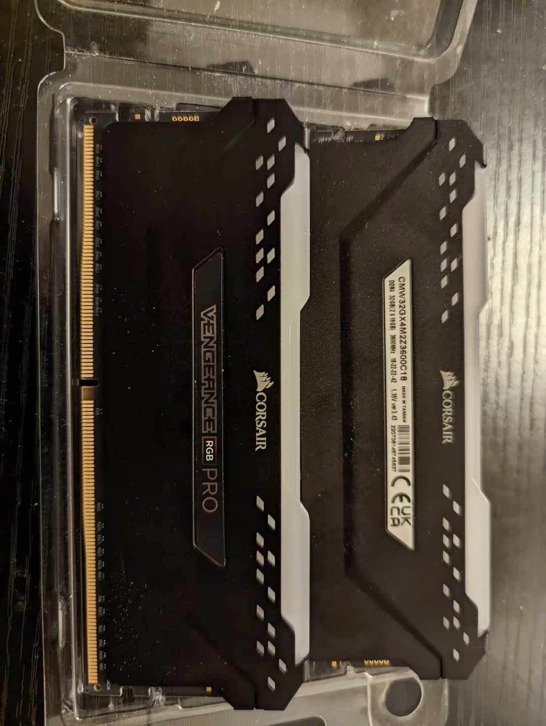 Like new Corsair Vengeance RGB Pro 2x16GB 3600MHz CL18