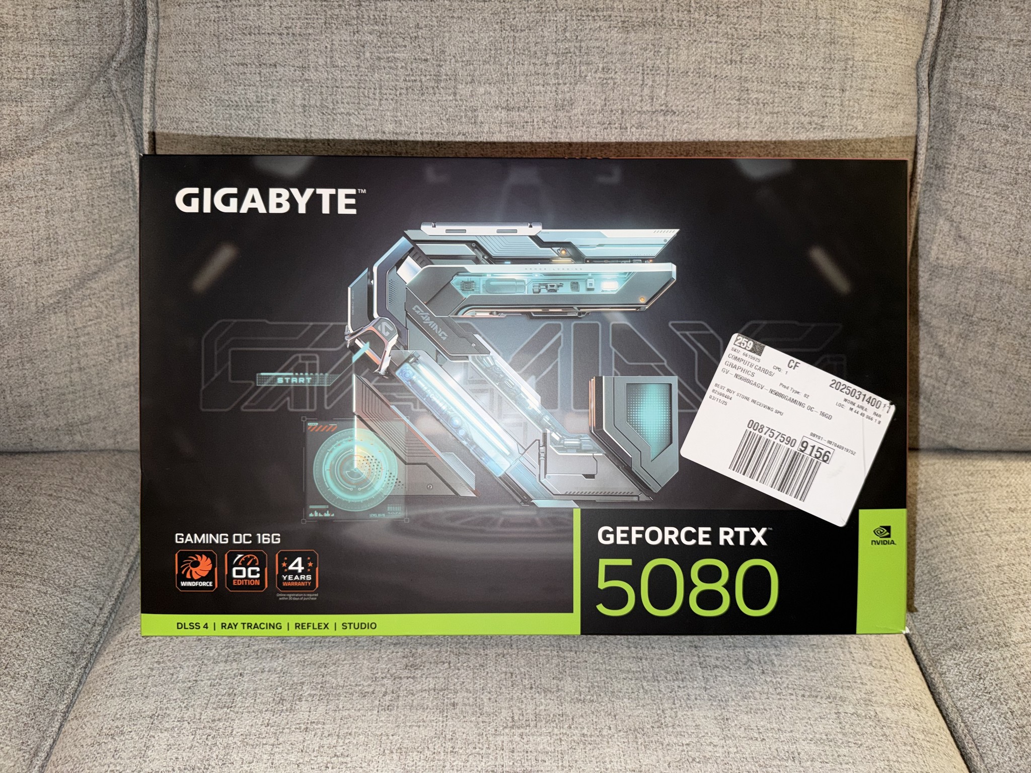GIGABYTE GeForce RTX 5080 GAMING OC 16G